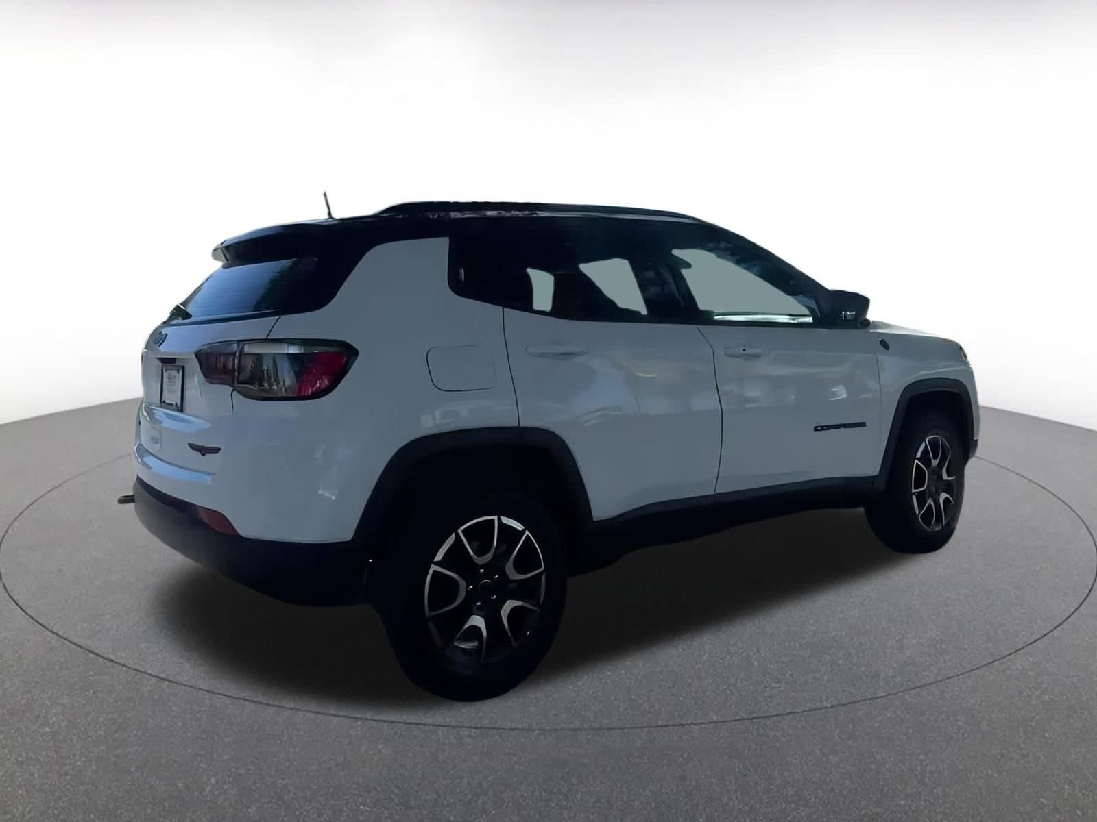 Thumbnail: 2025 Jeep Compass - 12