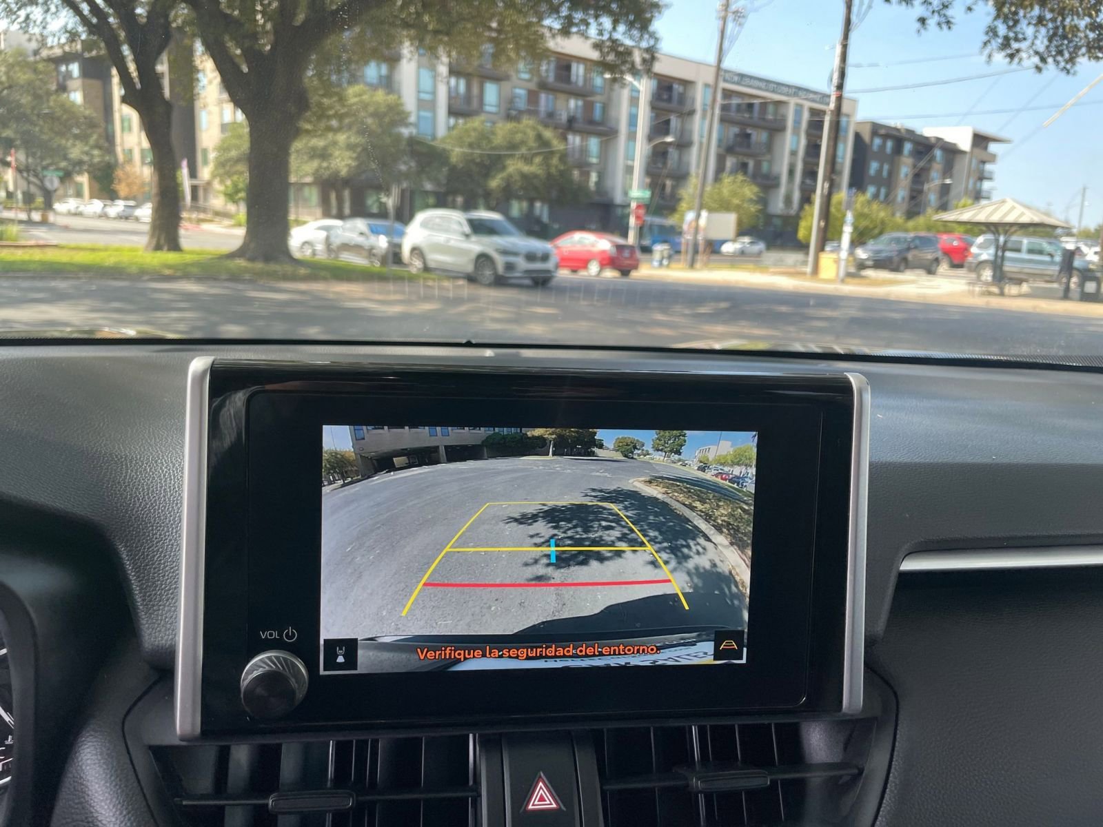 Thumbnail: 2025 Toyota RAV4 - 18