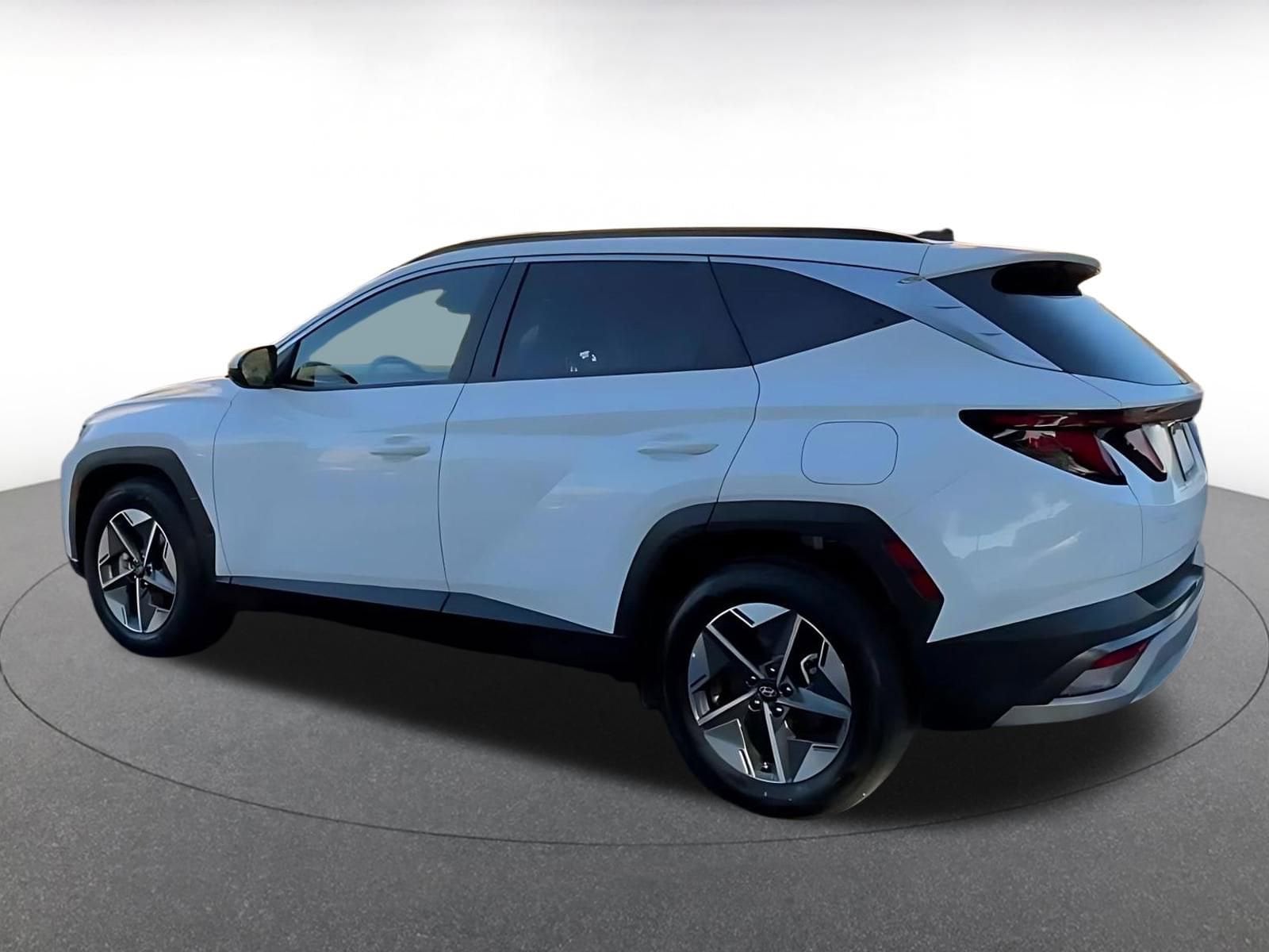 Thumbnail: 2025 Hyundai Tucson - 10