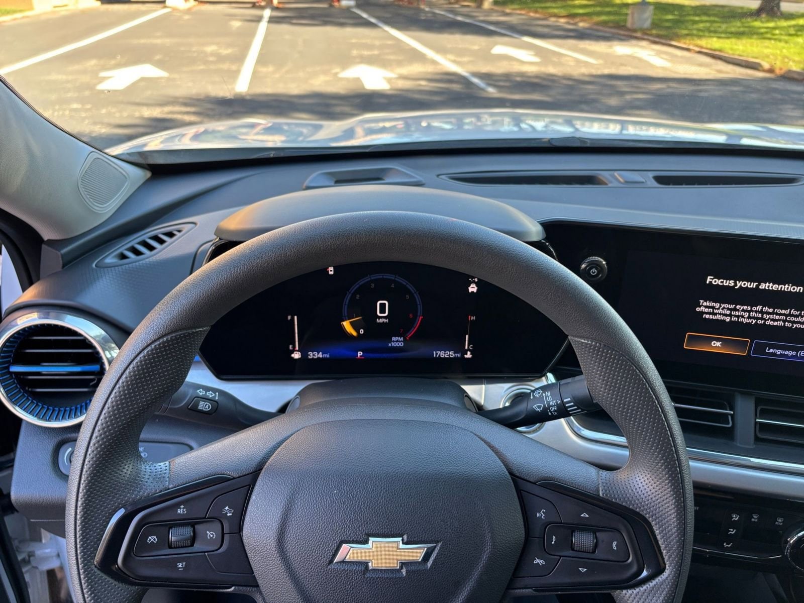 Thumbnail: 2025 Chevrolet Trax - 28