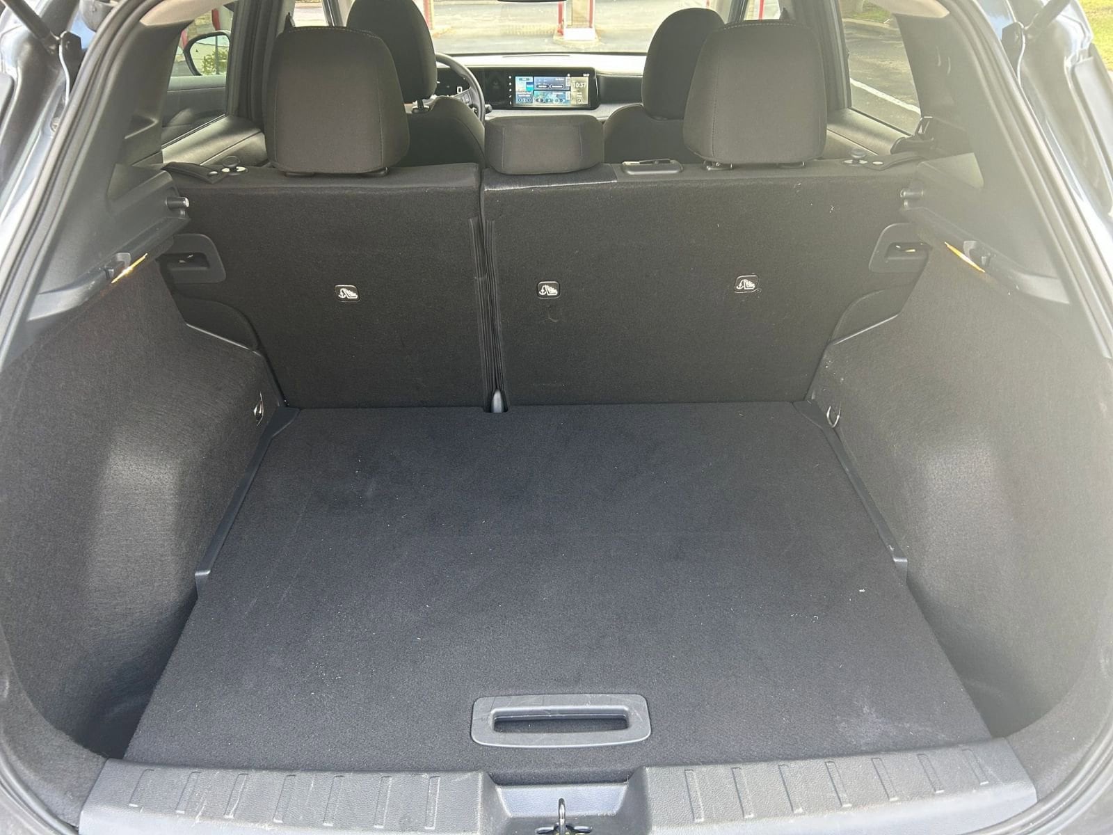 Thumbnail: 2025 Nissan Kicks - 29