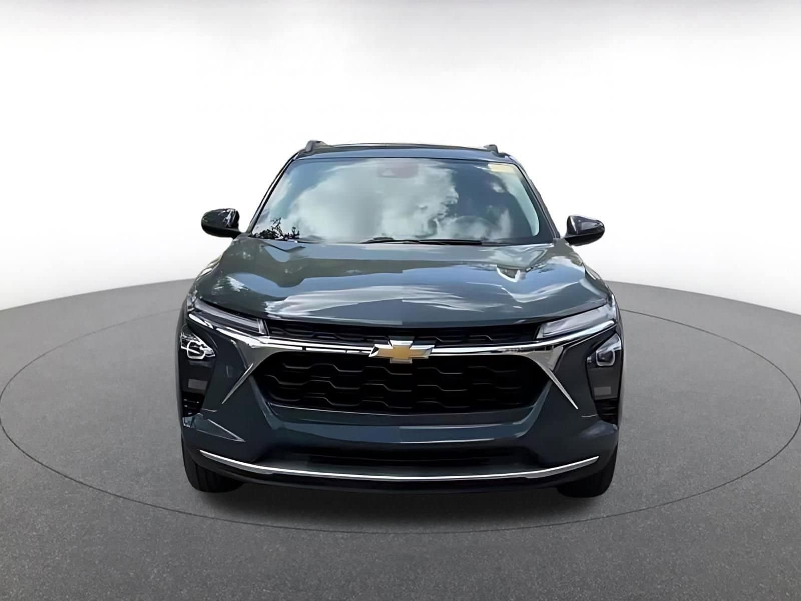 Thumbnail: 2025 Chevrolet Trax - 5