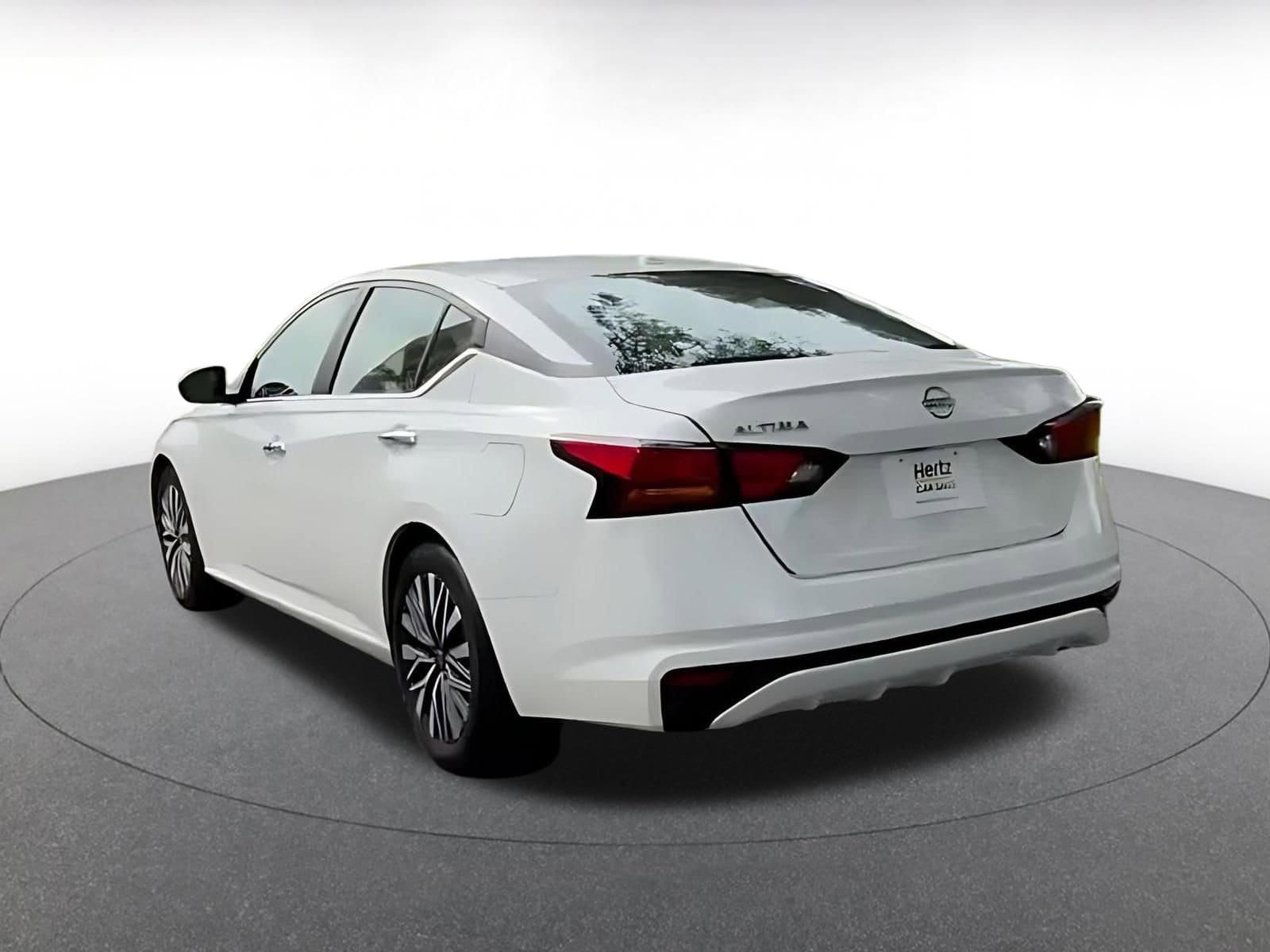 Thumbnail: 2025 Nissan Altima - 11