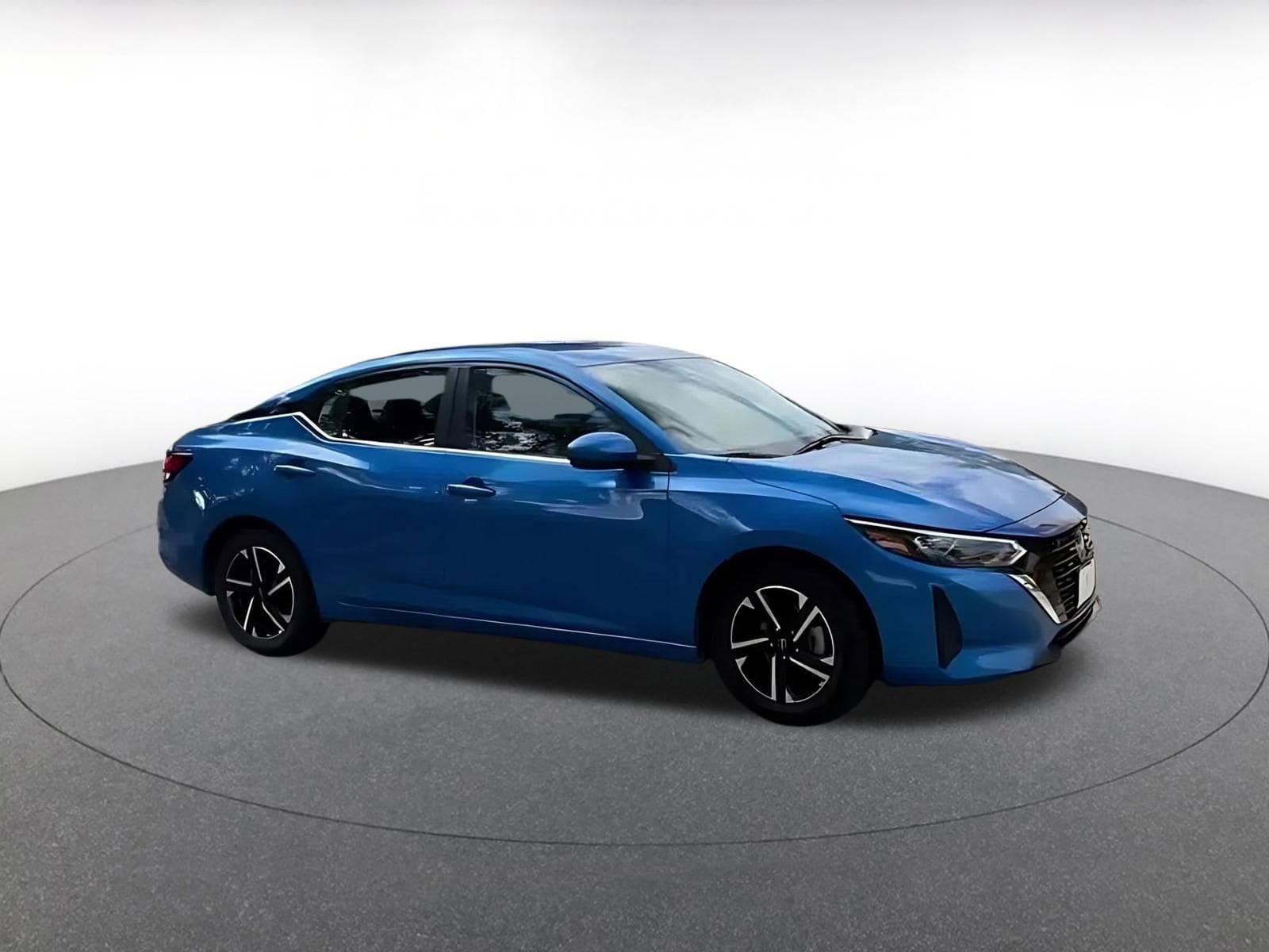 Thumbnail: 2025 Nissan Sentra - 2