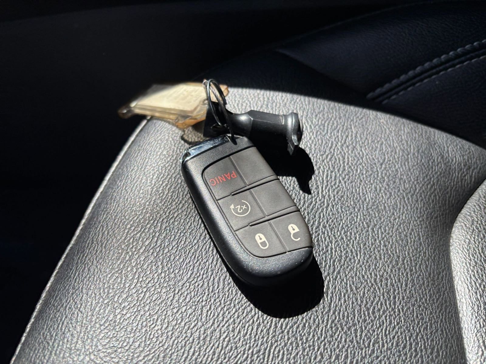 Thumbnail: 2025 Jeep Compass - 18