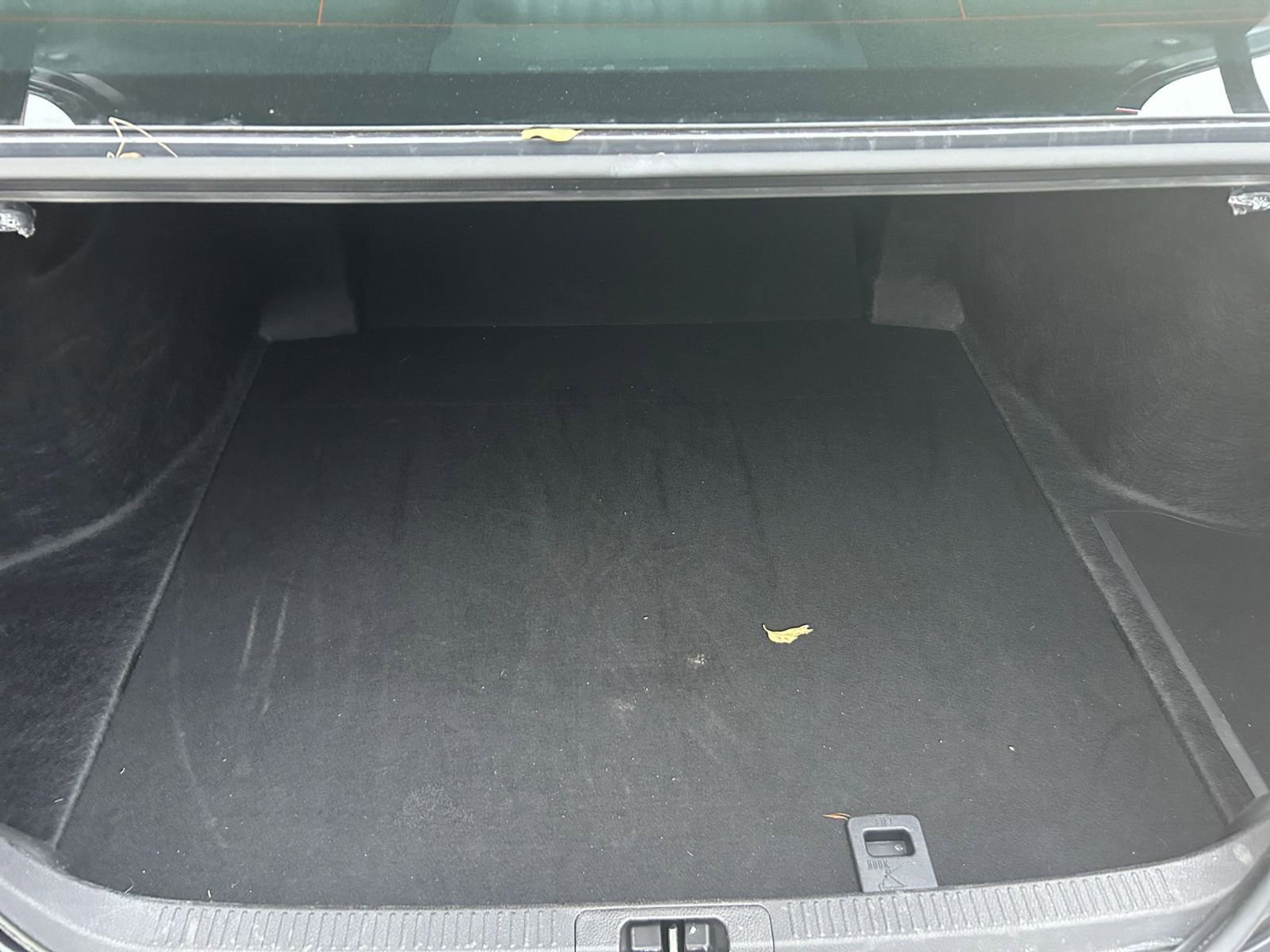 Thumbnail: 2025 Toyota Camry - 32