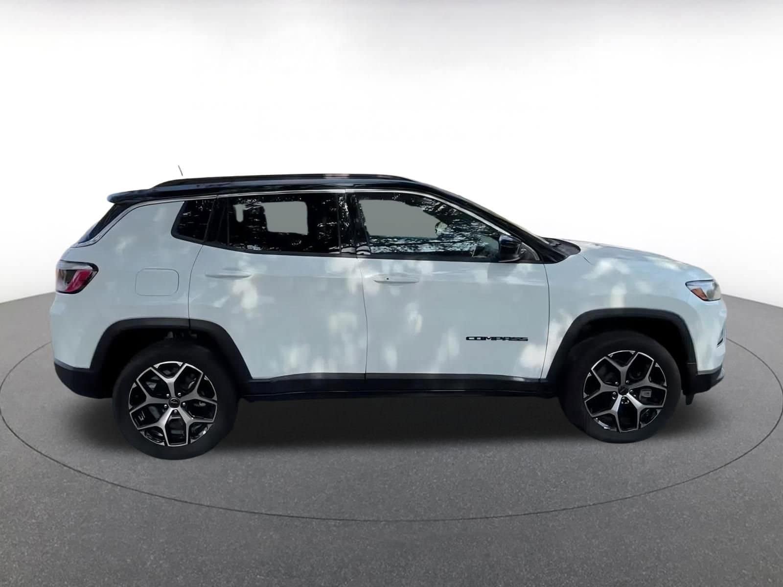 Thumbnail: 2025 Jeep Compass - 16