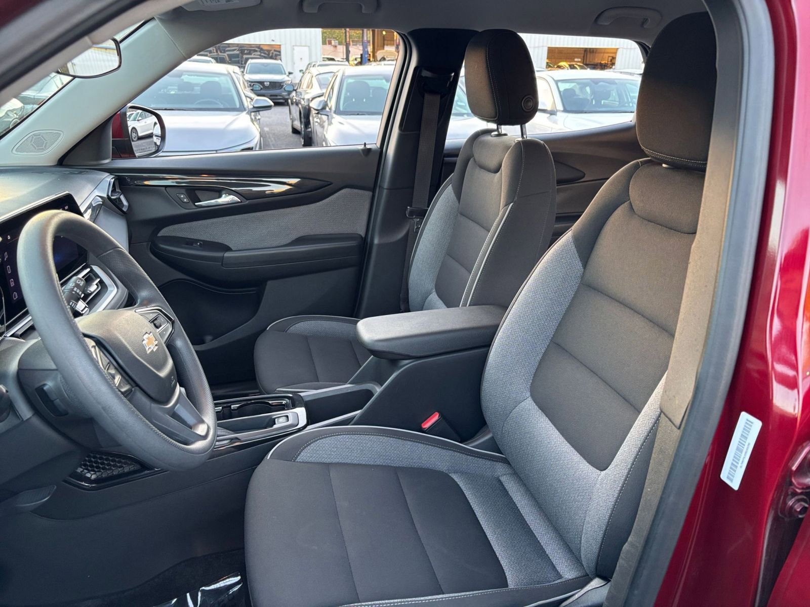 Thumbnail: 2025 Chevrolet TrailBlazer - 30