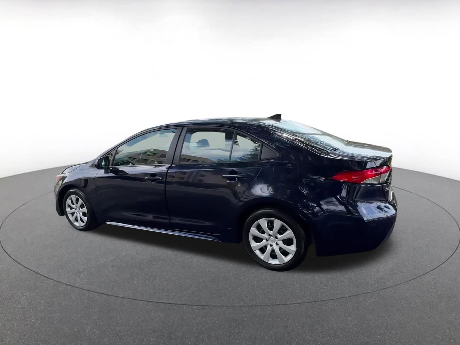 Thumbnail: 2024 Toyota Corolla - 10