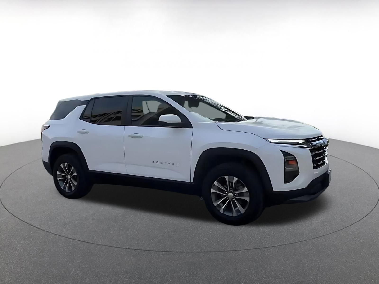 Thumbnail: 2025 Chevrolet Equinox - 2