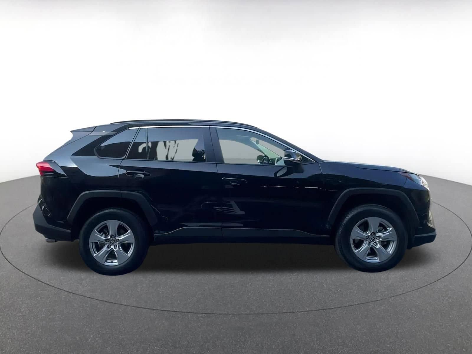 Thumbnail: 2025 Toyota RAV4 - 16