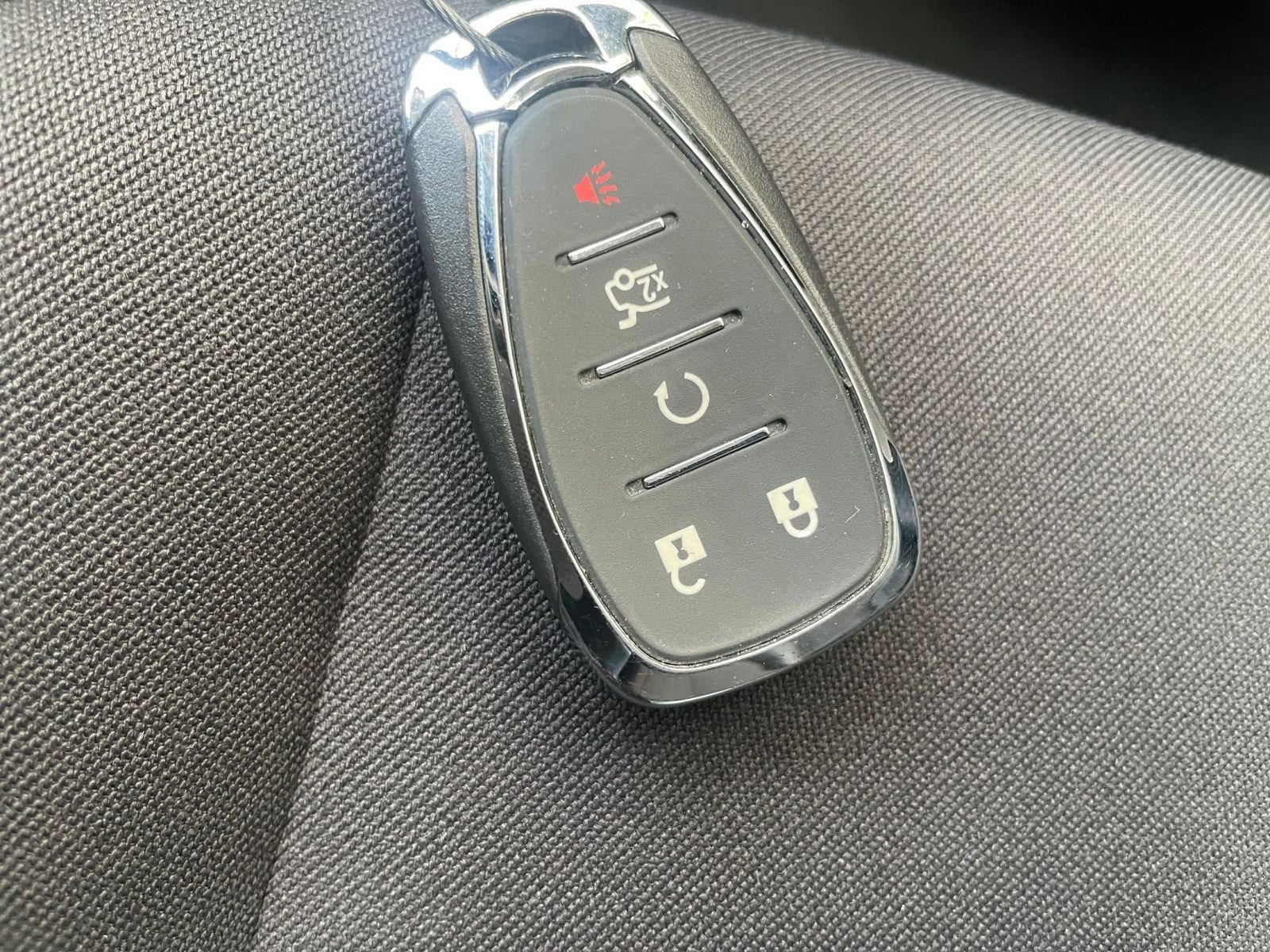 Thumbnail: 2023 Chevrolet Malibu - 21