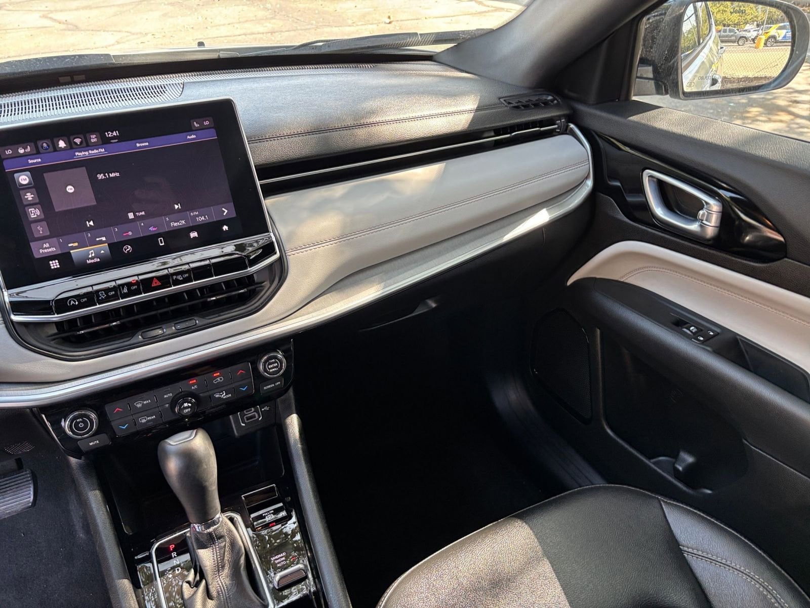 Thumbnail: 2025 Jeep Compass - 29