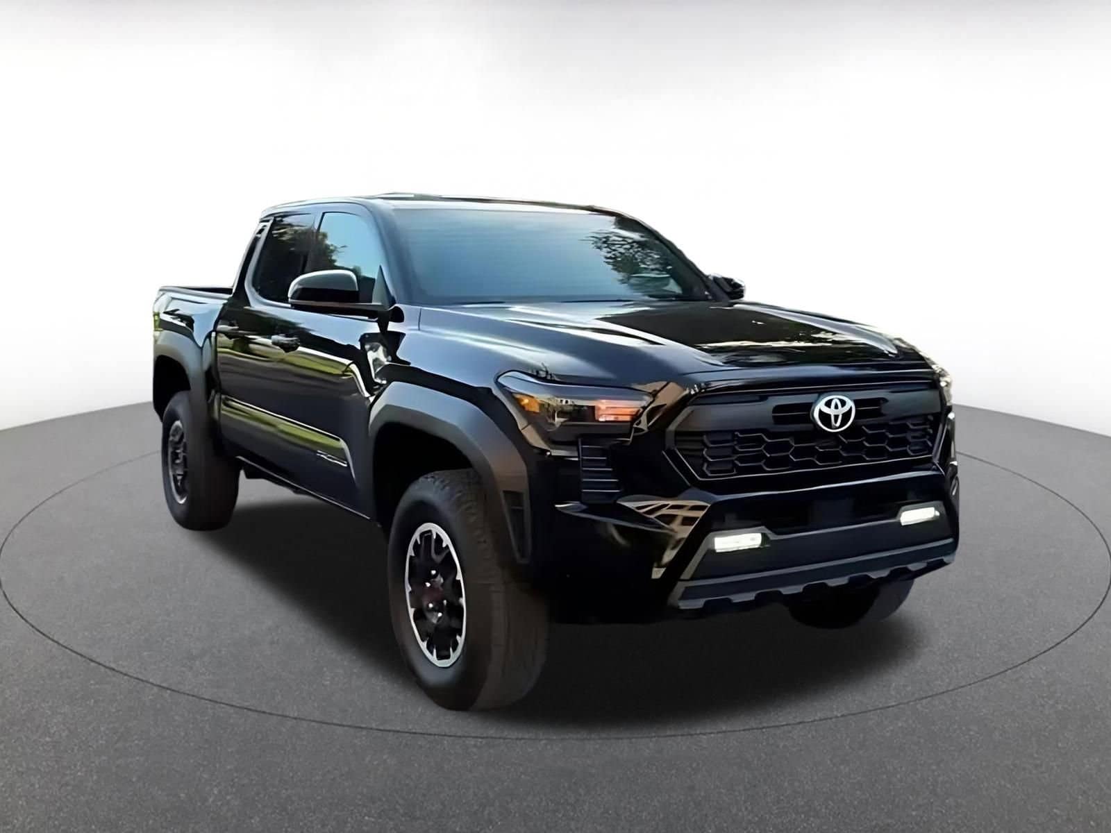 Thumbnail: 2025 Toyota Tacoma - 3