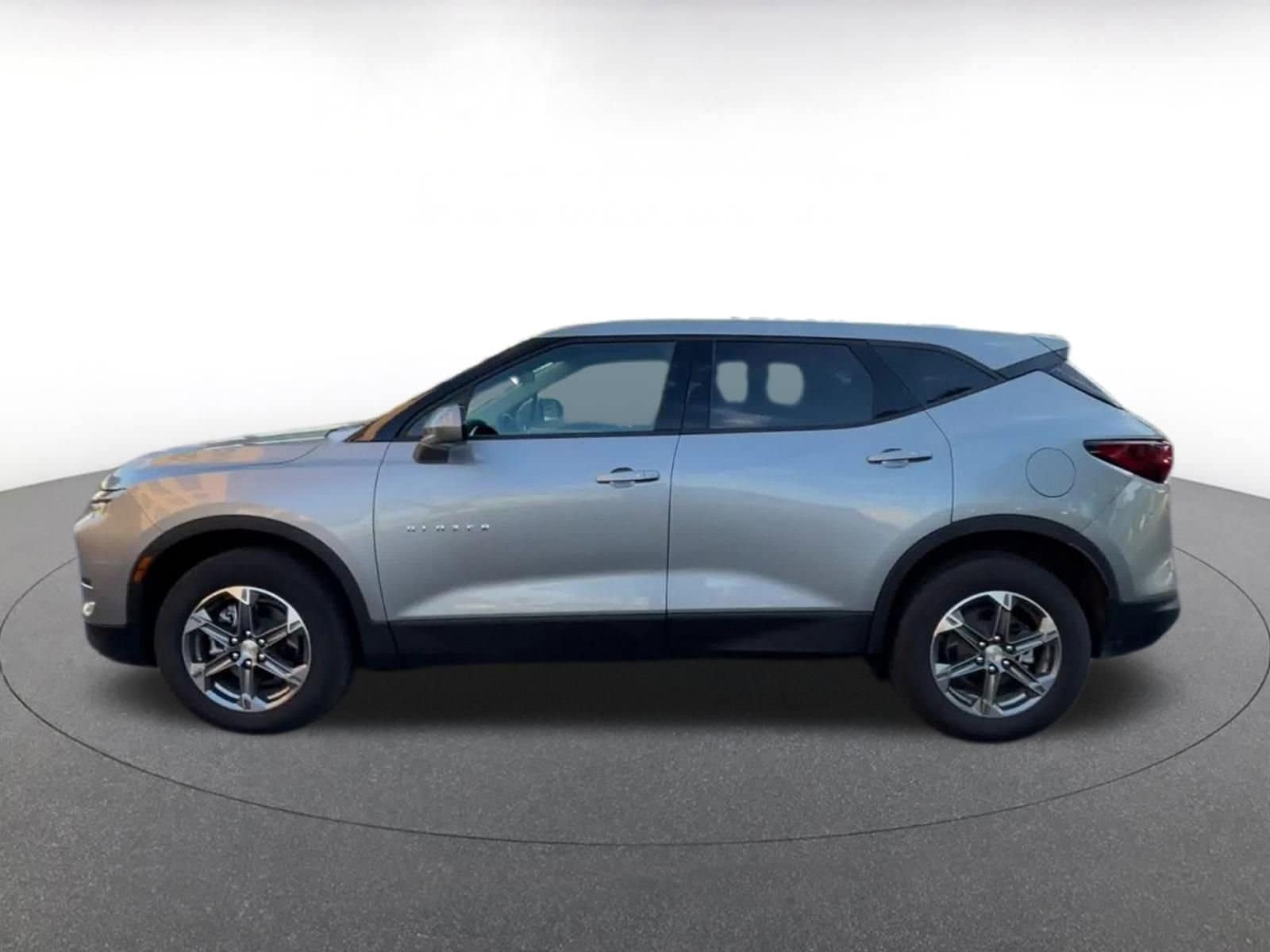 Thumbnail: 2025 Chevrolet Blazer - 8