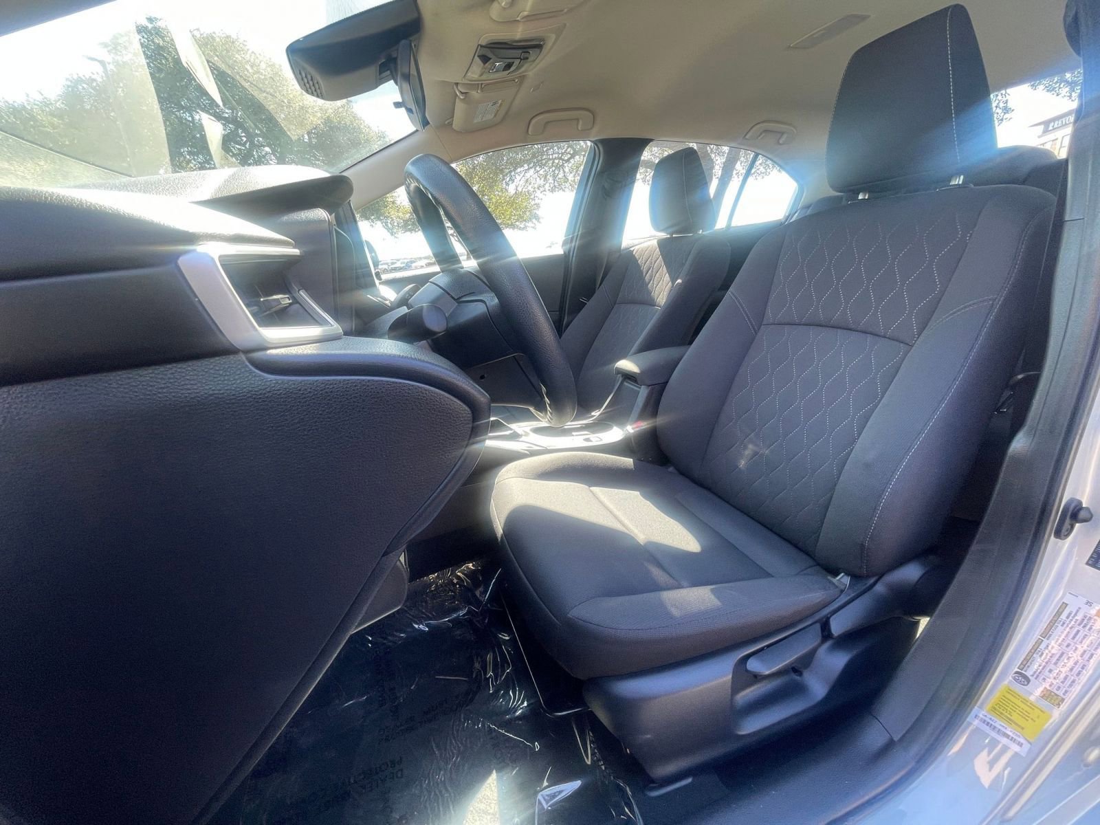 Thumbnail: 2025 Toyota Corolla - 30