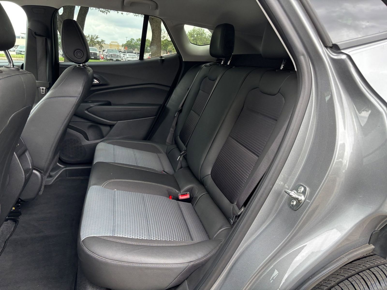 Thumbnail: 2025 Chevrolet Trax - 21