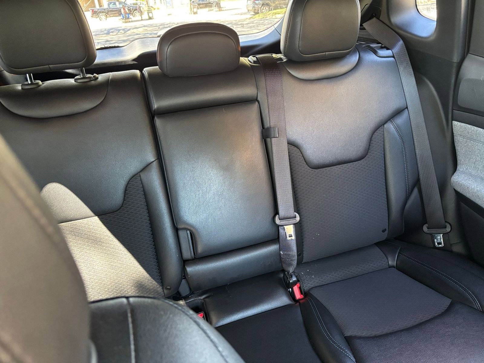 Thumbnail: 2025 Jeep Compass - 32