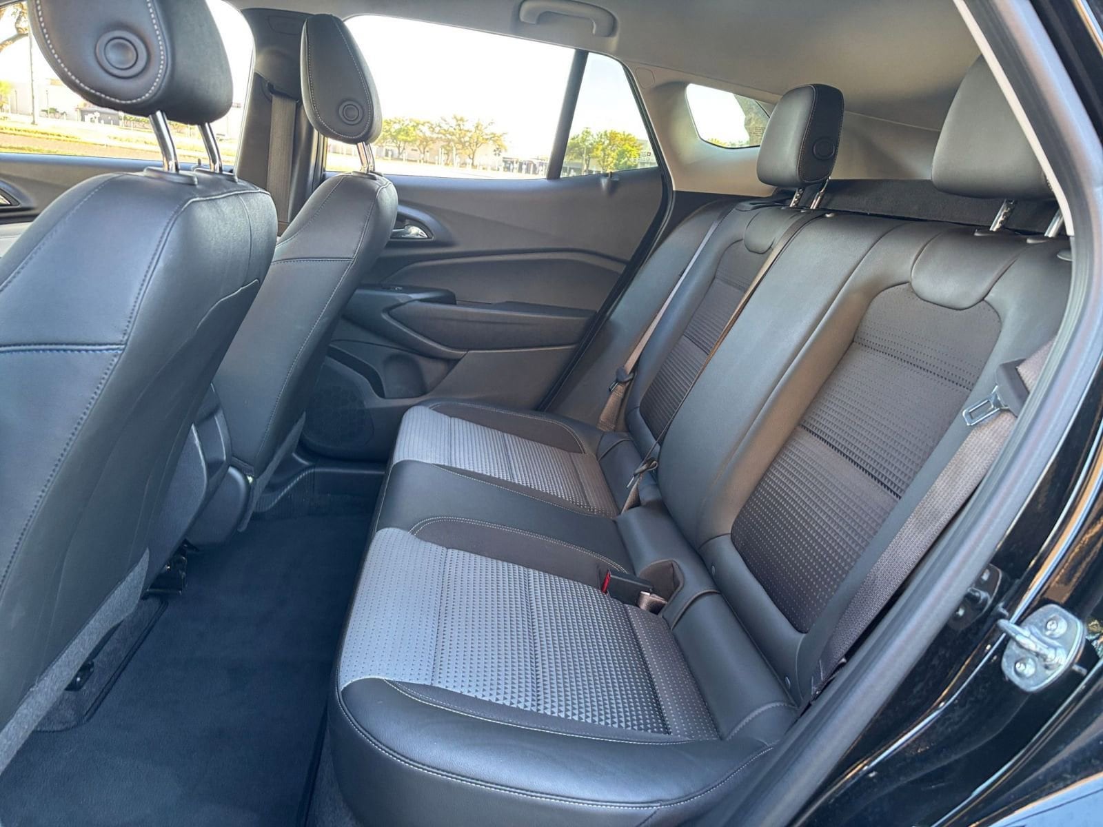 Thumbnail: 2025 Chevrolet Trax - 21