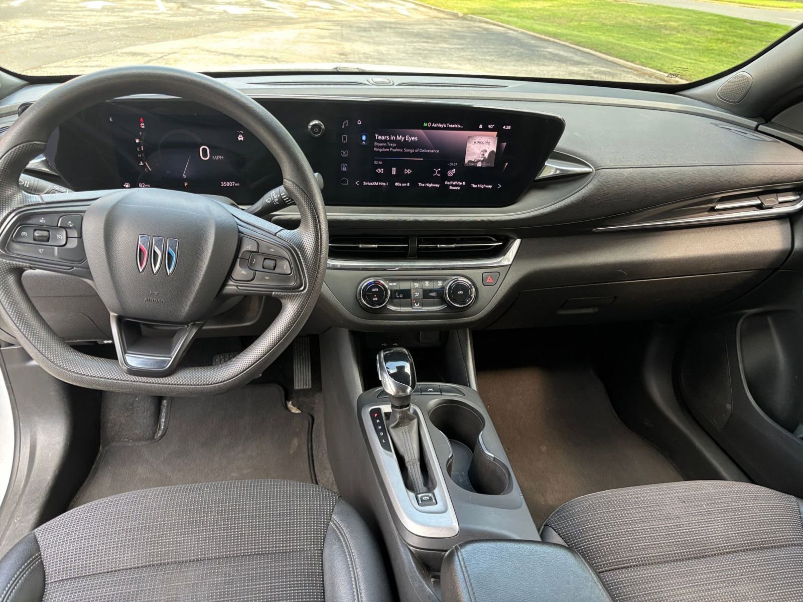 Thumbnail: 2025 Buick Envista - 28
