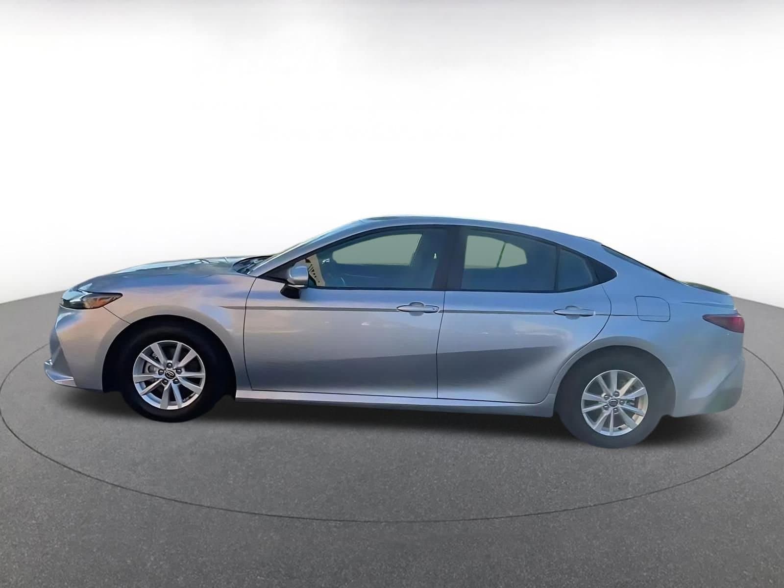 Thumbnail: 2025 Toyota Camry - 8