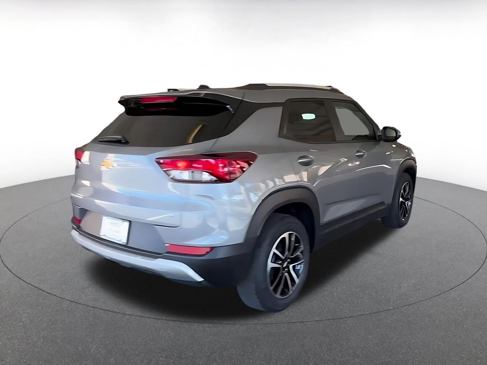 Thumbnail: 2025 Chevrolet TrailBlazer - 12