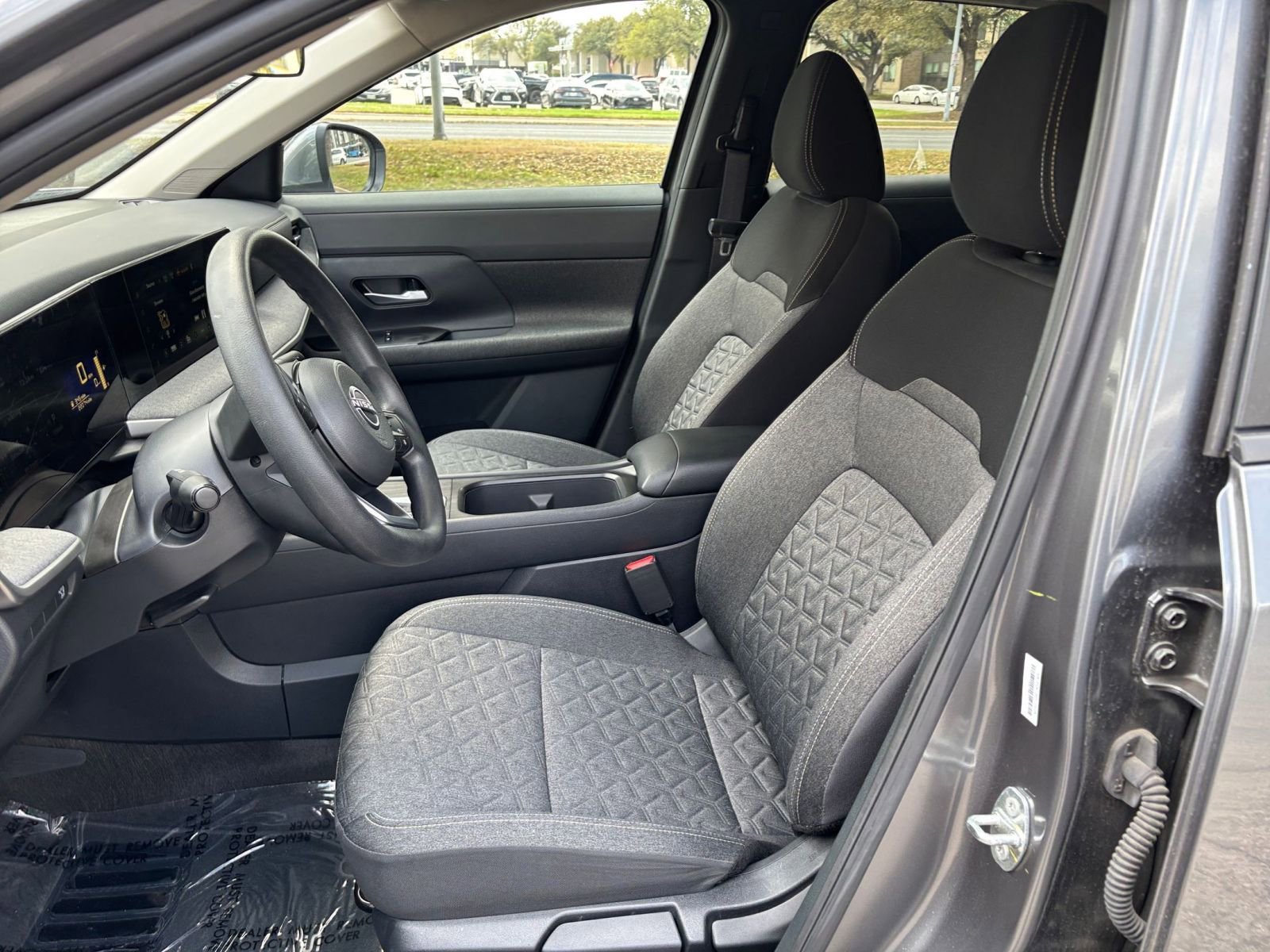 Thumbnail: 2025 Nissan Kicks - 31