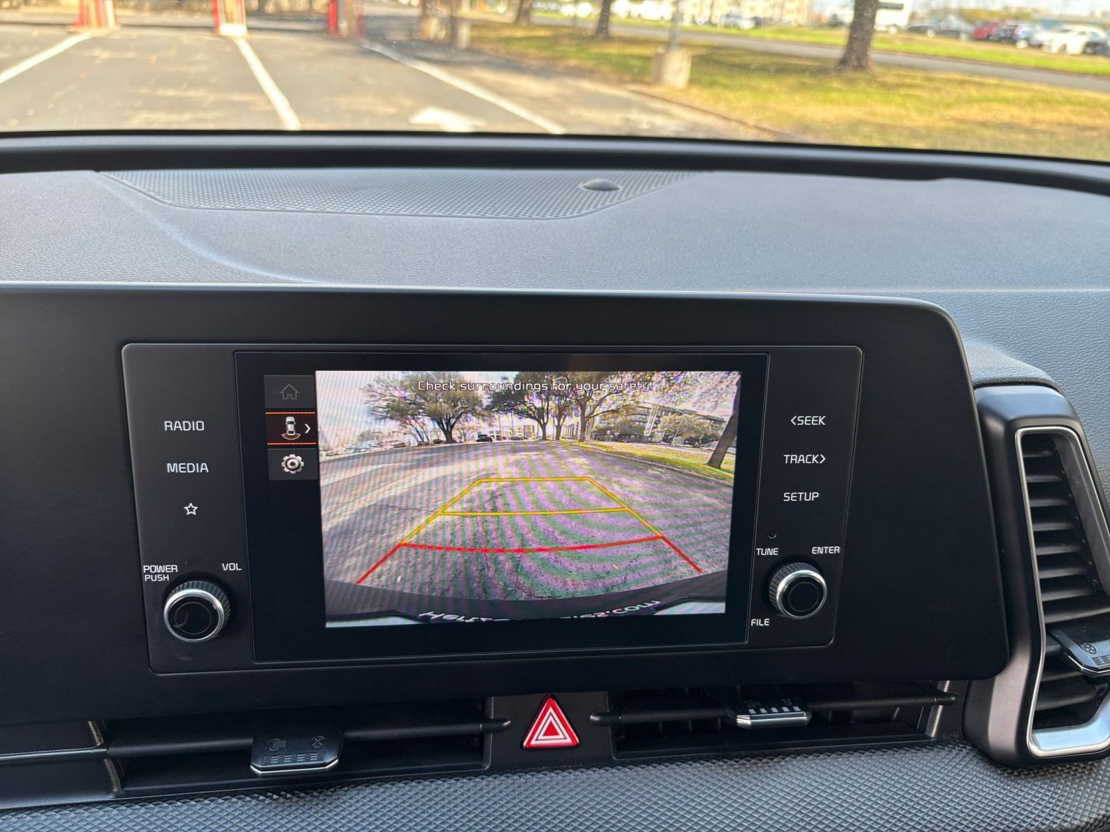 Thumbnail: 2025 Kia Sportage - 20