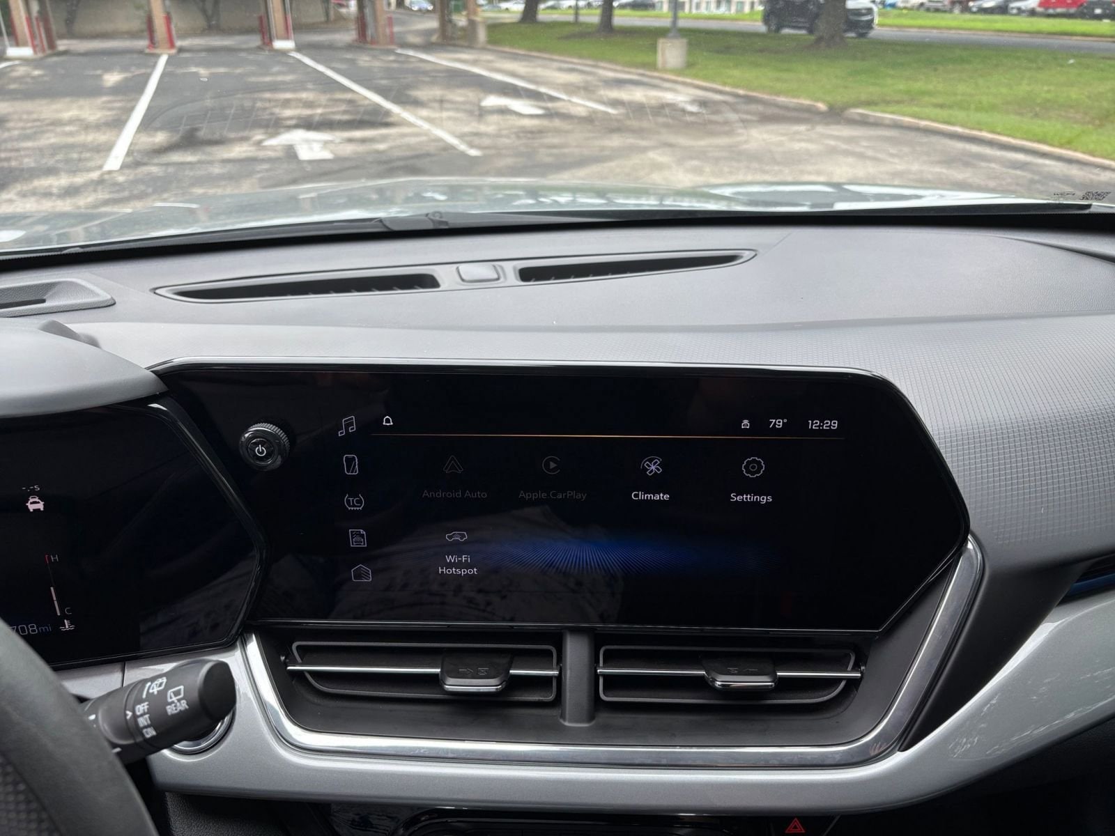 Thumbnail: 2025 Chevrolet Trax - 17