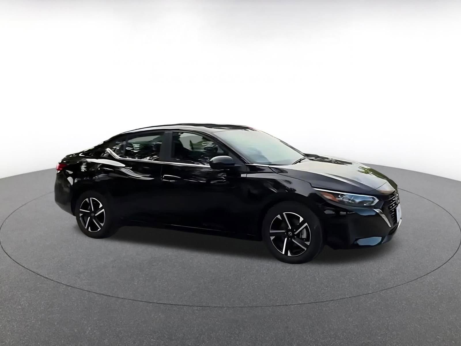 Thumbnail: 2025 Nissan Sentra - 2