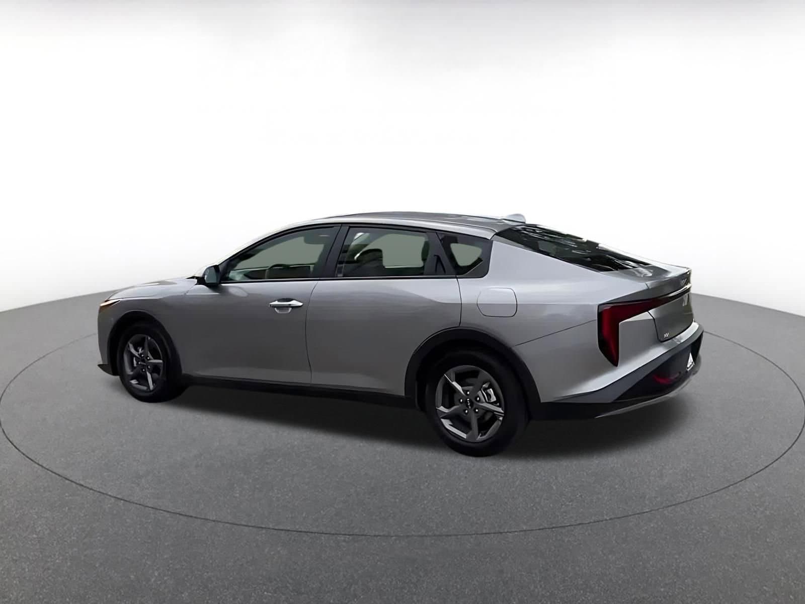 Thumbnail: 2025 Kia K4 - 10