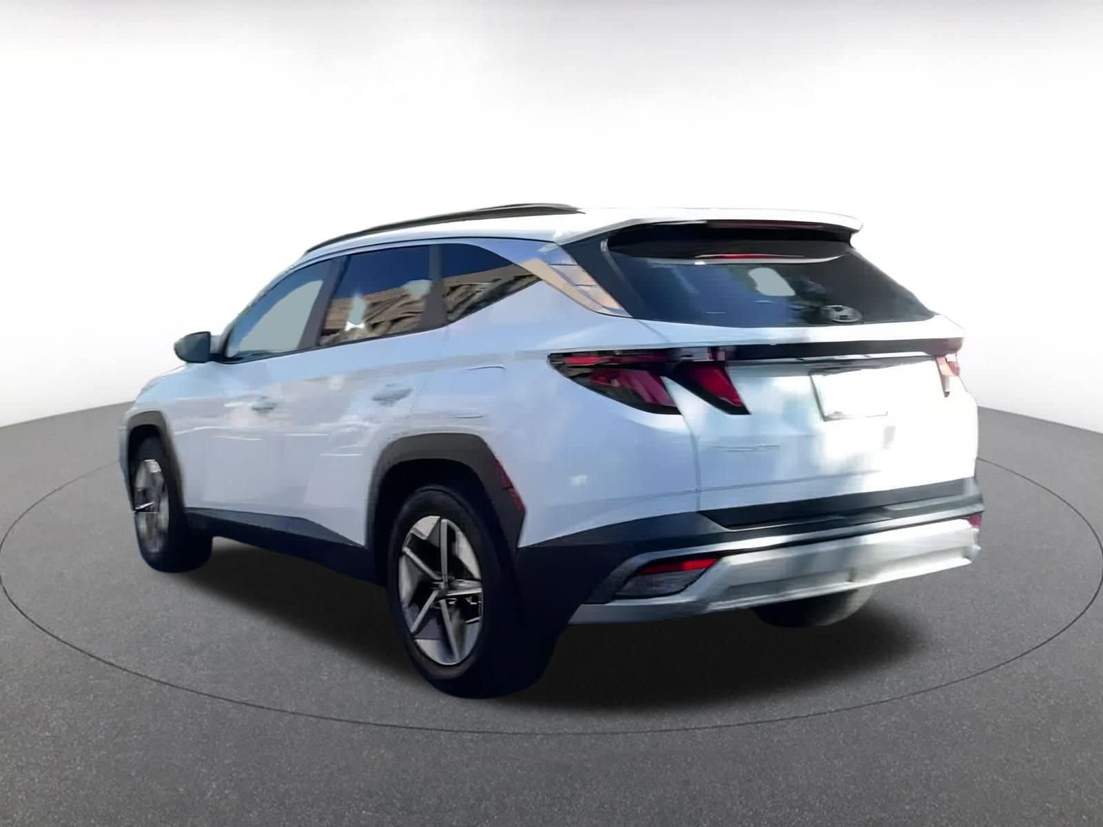 Thumbnail: 2025 Hyundai Tucson - 10