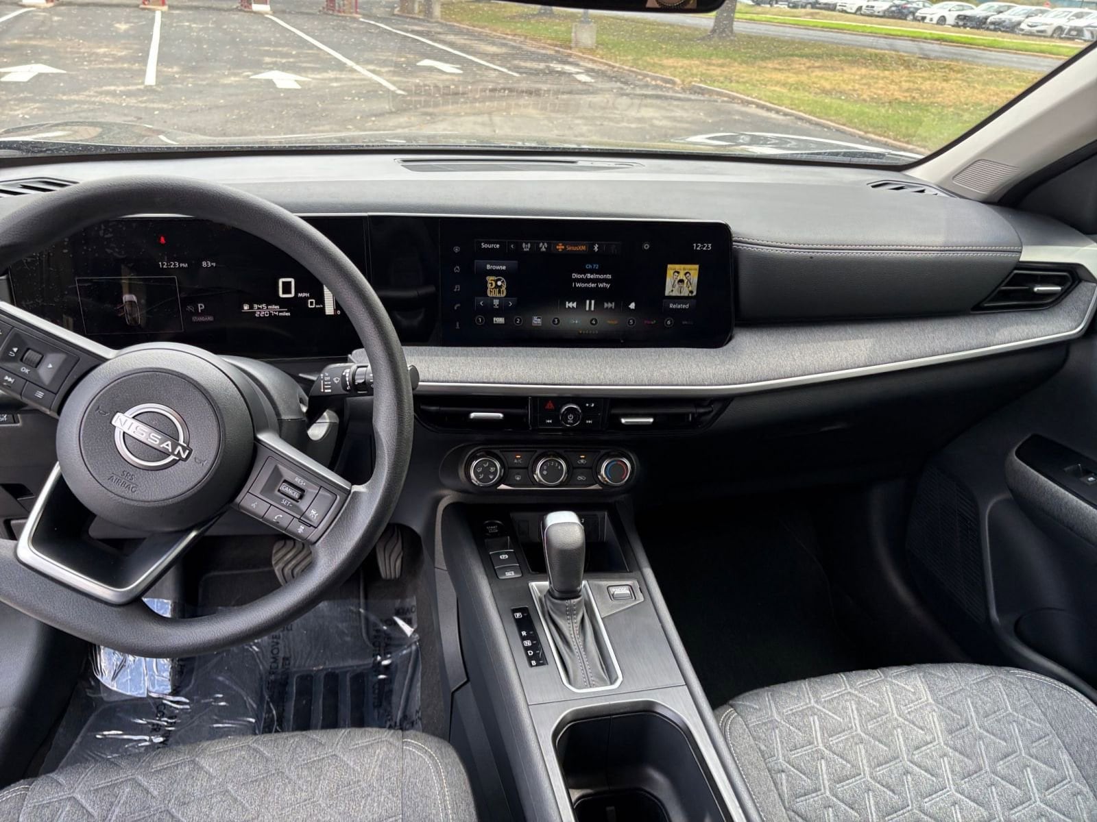 Thumbnail: 2025 Nissan Kicks - 28