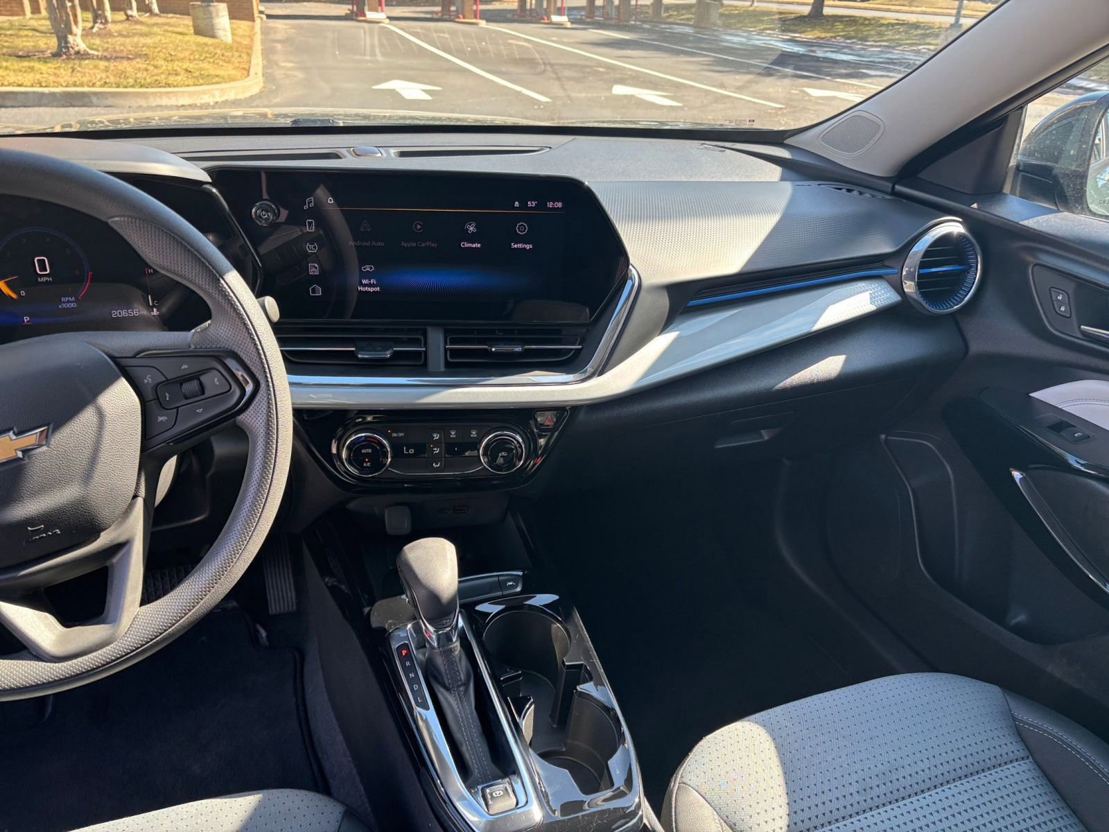 Thumbnail: 2025 Chevrolet Trax - 30