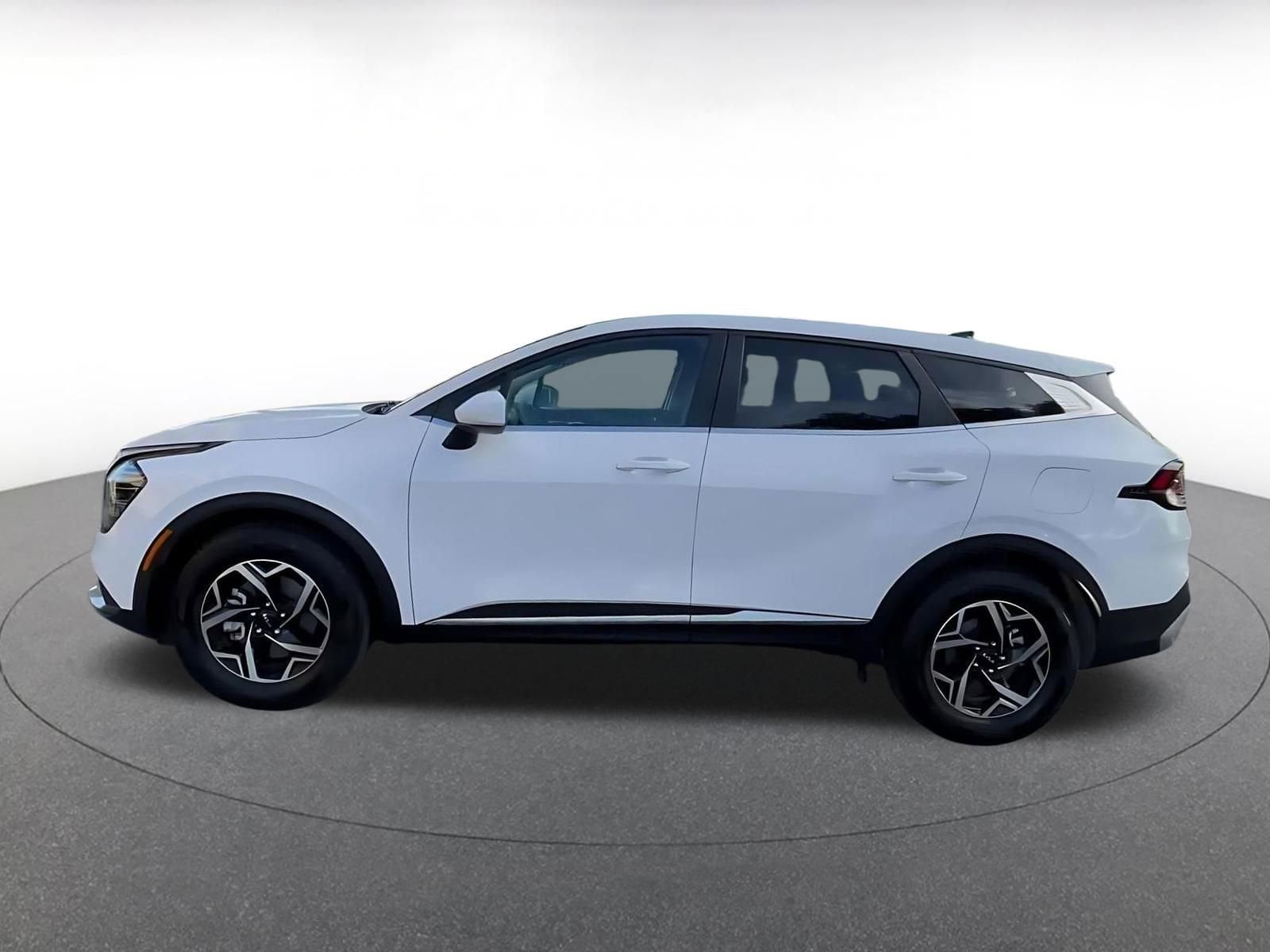 Thumbnail: 2025 Kia Sportage - 8