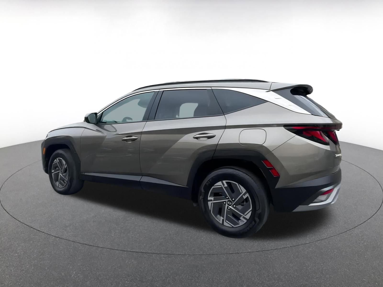 Thumbnail: 2025 Hyundai Tucson - 8