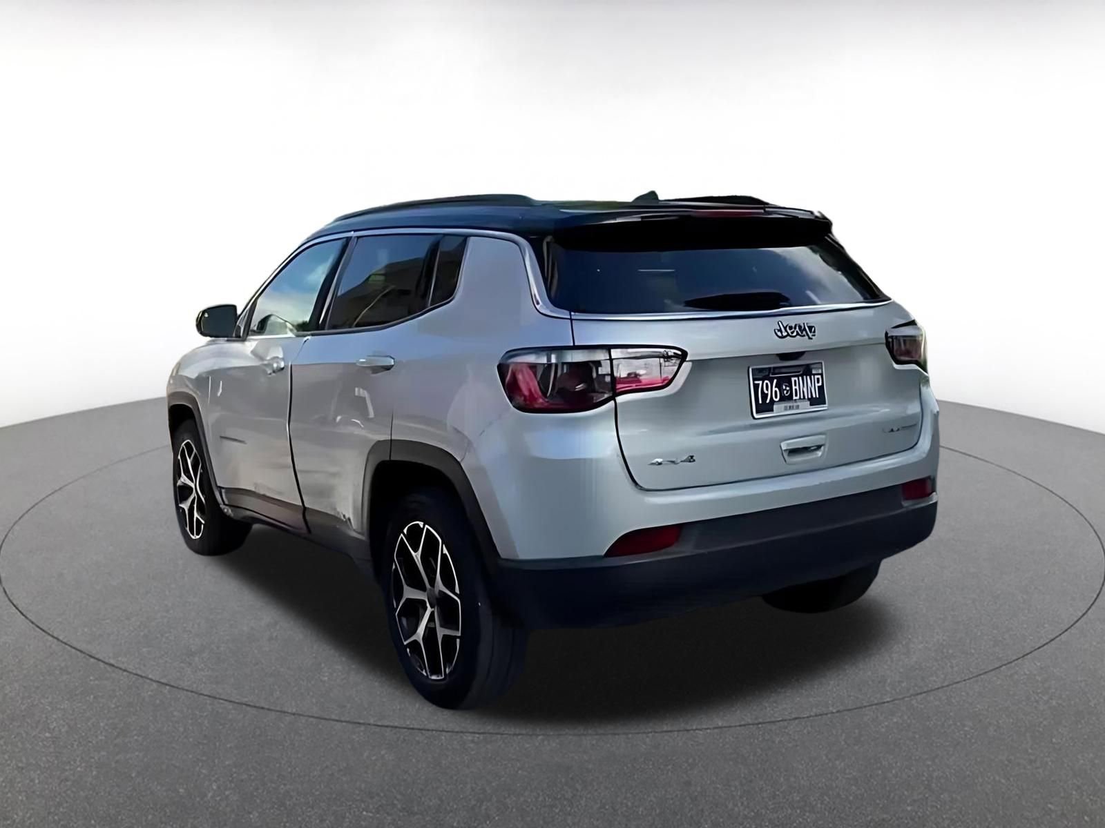 Thumbnail: 2025 Jeep Compass - 11