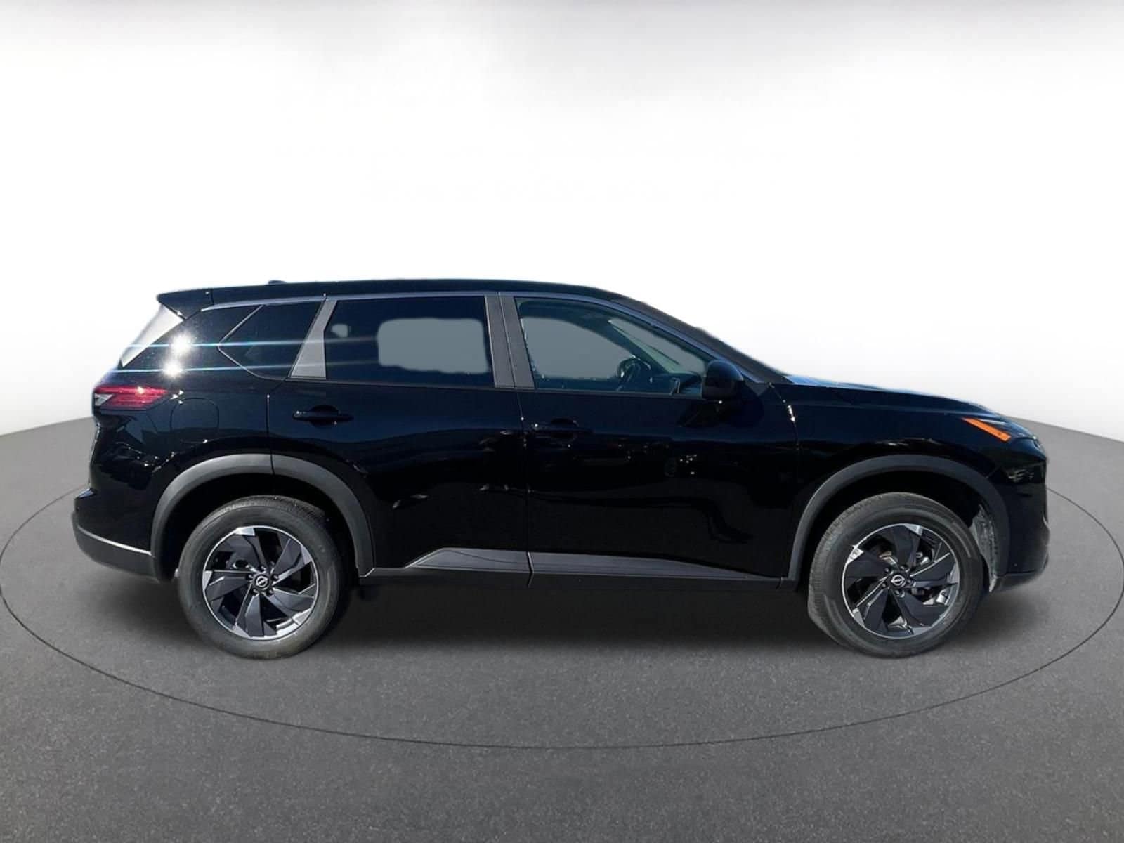 Thumbnail: 2025 Nissan Rogue - 15