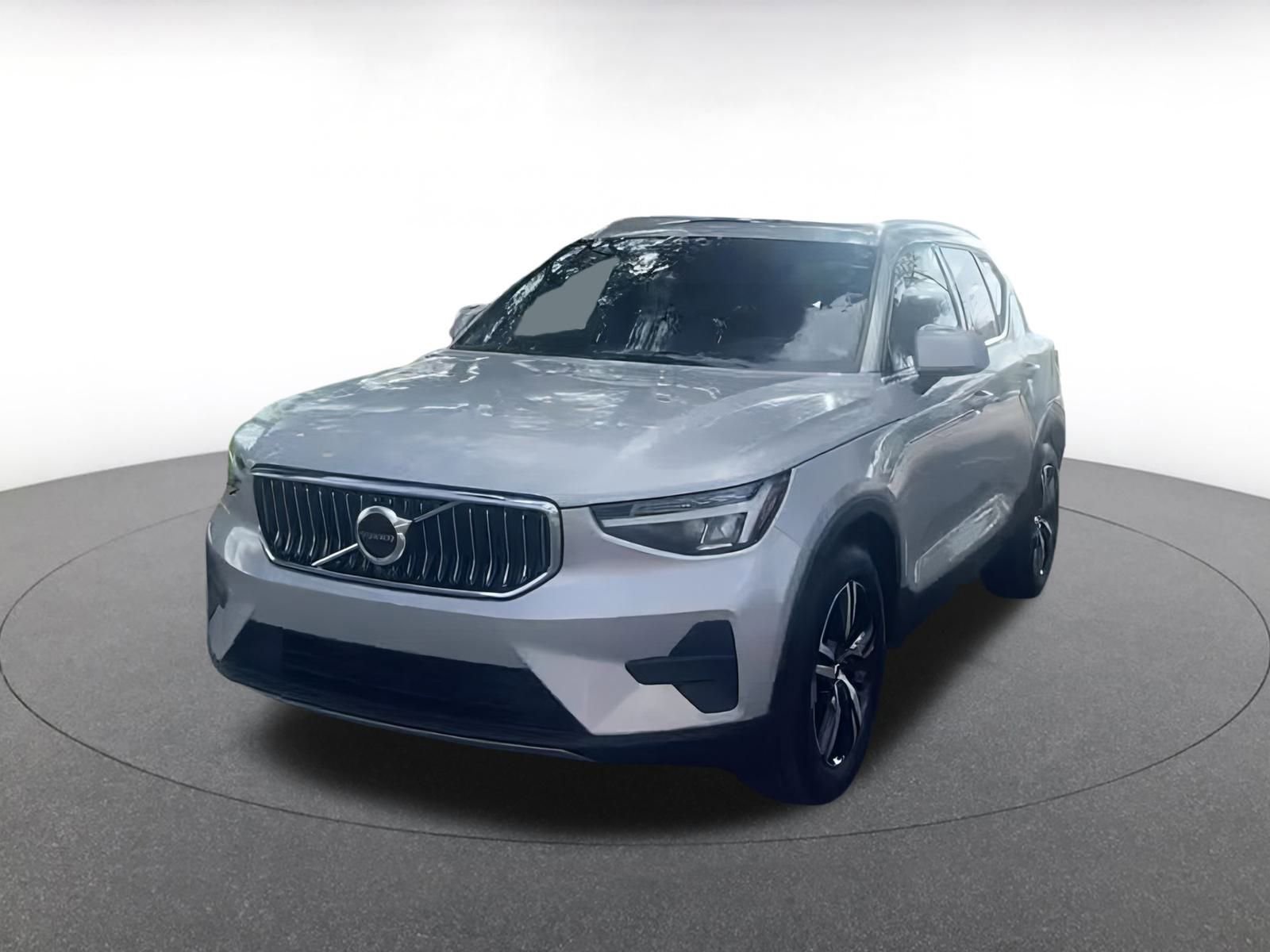 Thumbnail: 2024 Volvo XC40 - 5