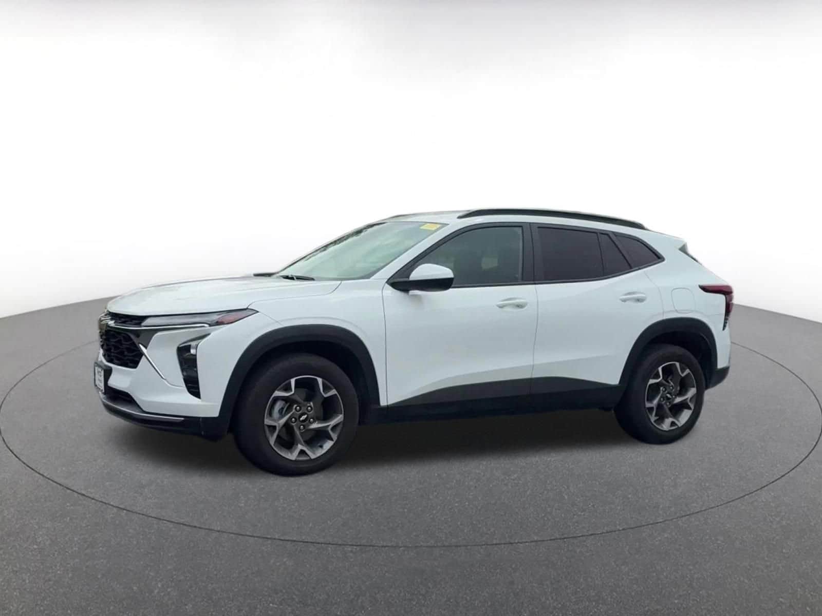 Thumbnail: 2025 Chevrolet Trax - 7