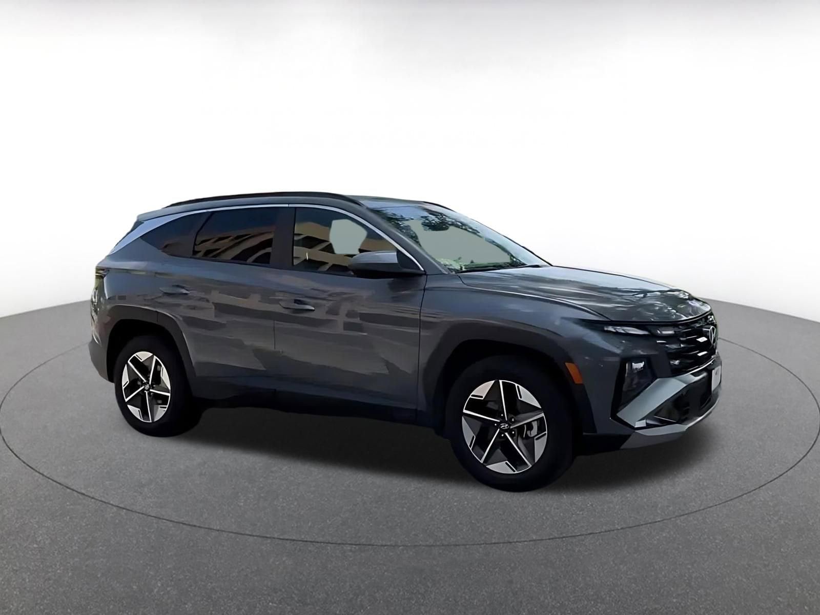 Thumbnail: 2025 Hyundai Tucson - 2