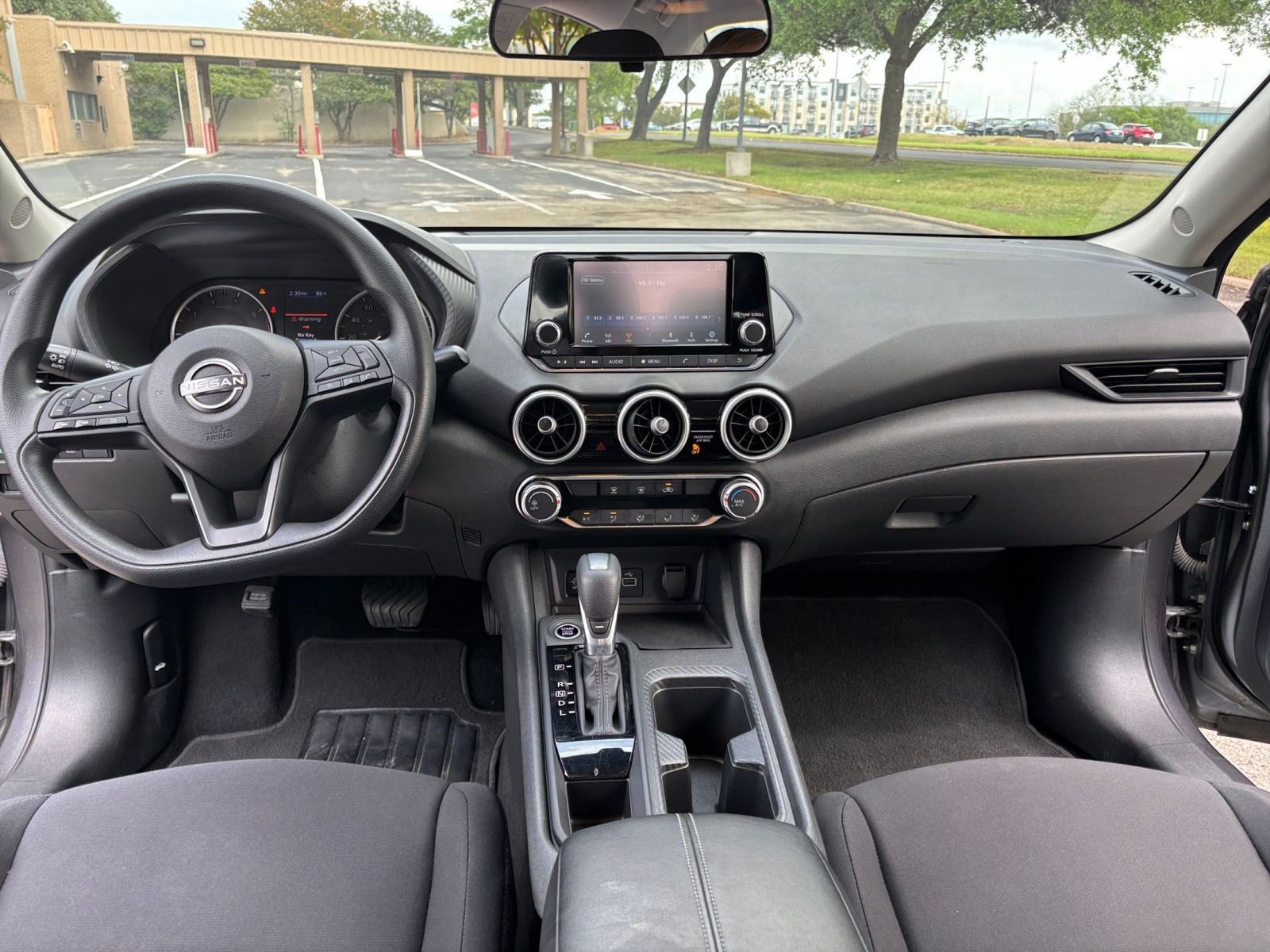 Thumbnail: 2025 Nissan Sentra - 17