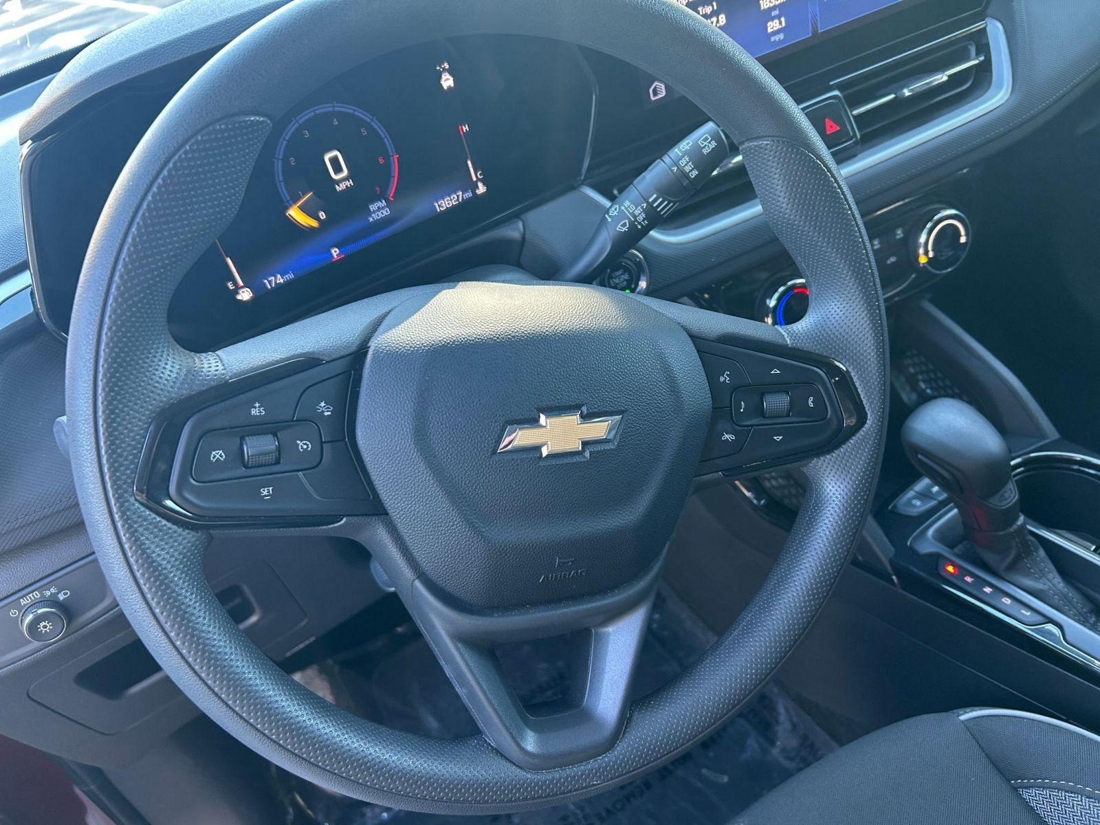 Thumbnail: 2025 Chevrolet TrailBlazer - 25