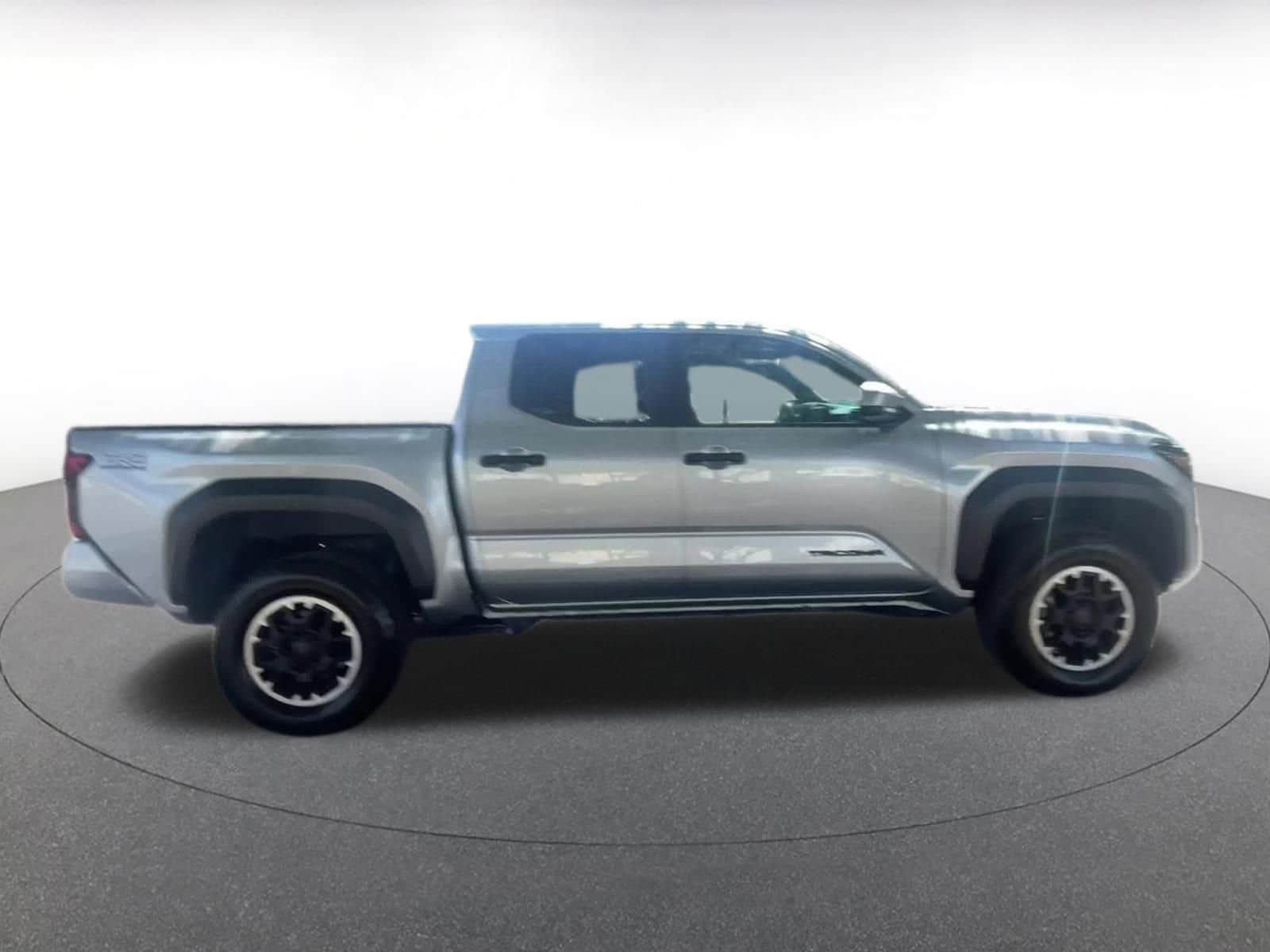 Thumbnail: 2024 Toyota Tacoma - 16