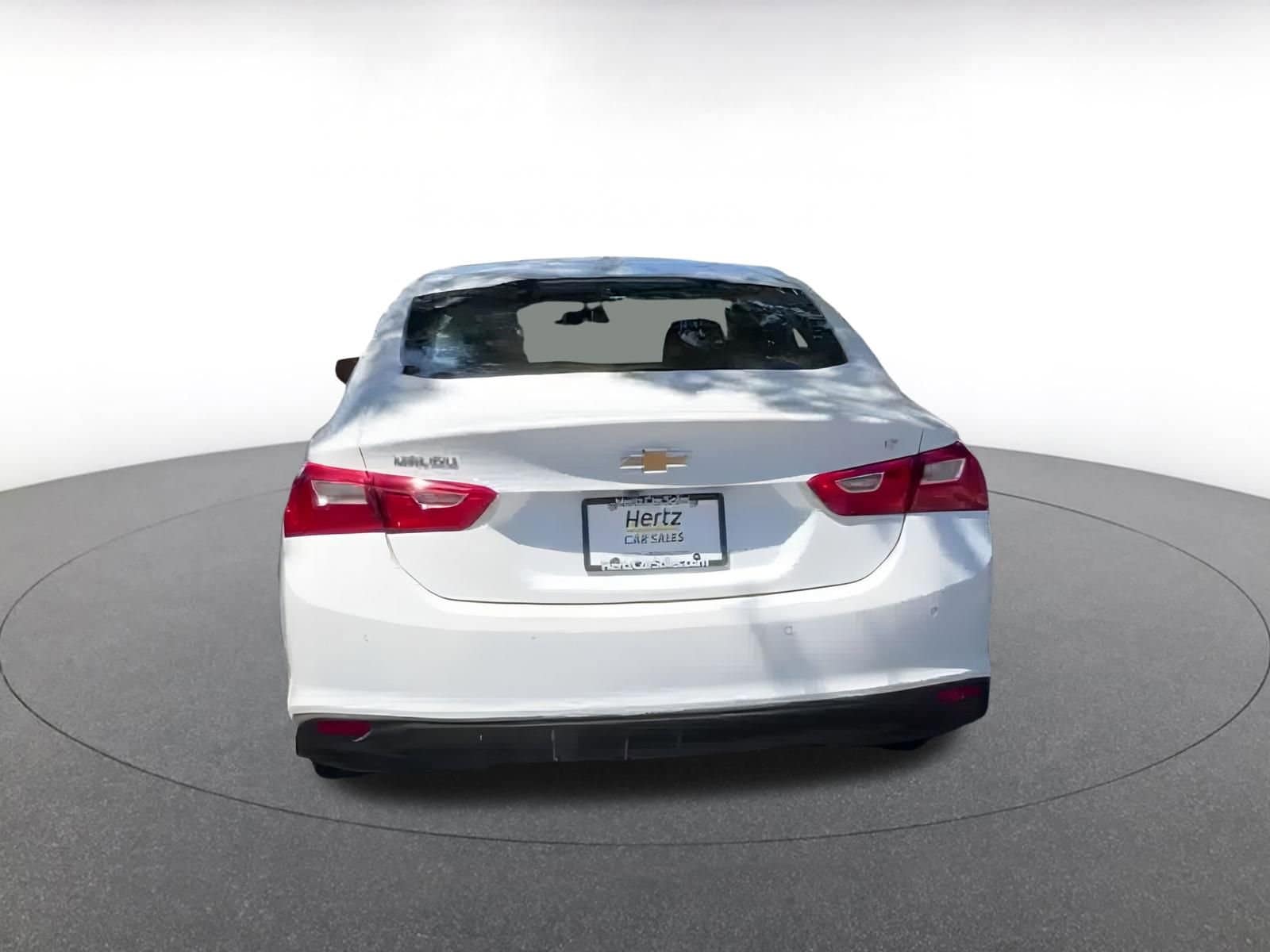 Thumbnail: 2024 Chevrolet Malibu - 12