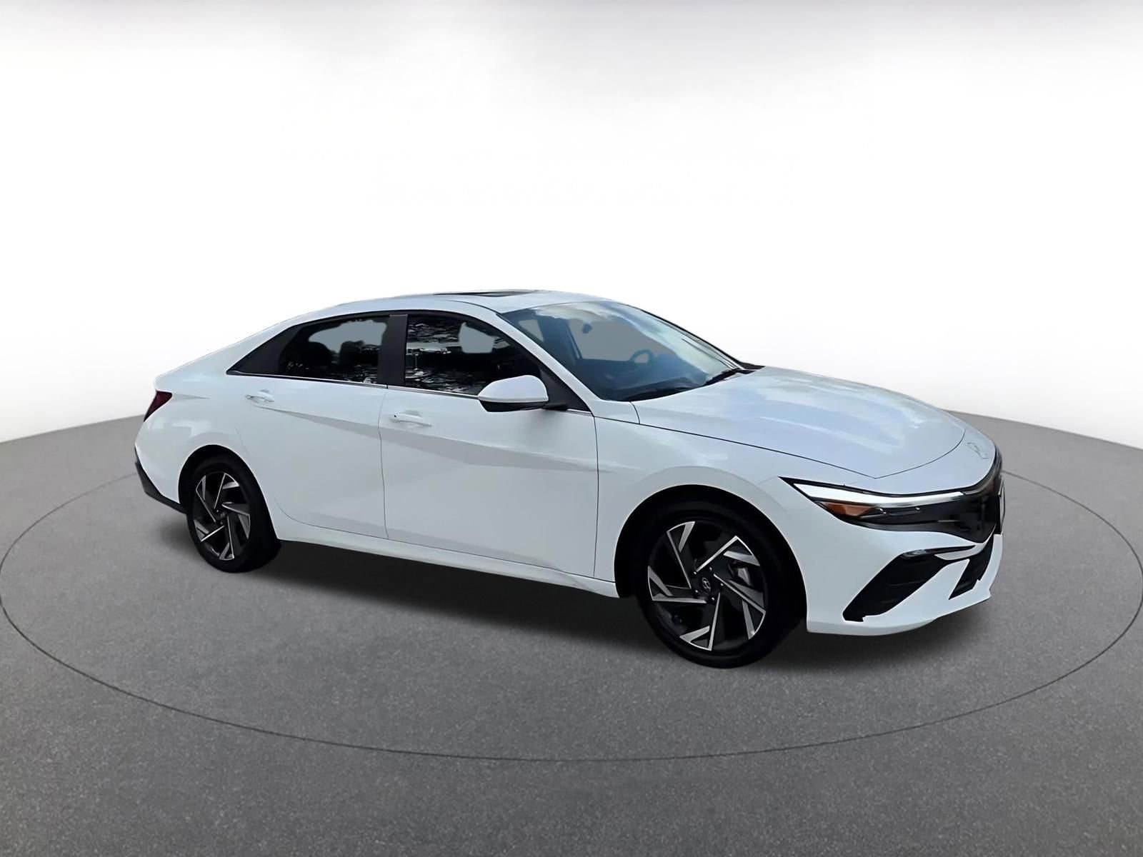 Thumbnail: 2025 Hyundai Elantra - 2