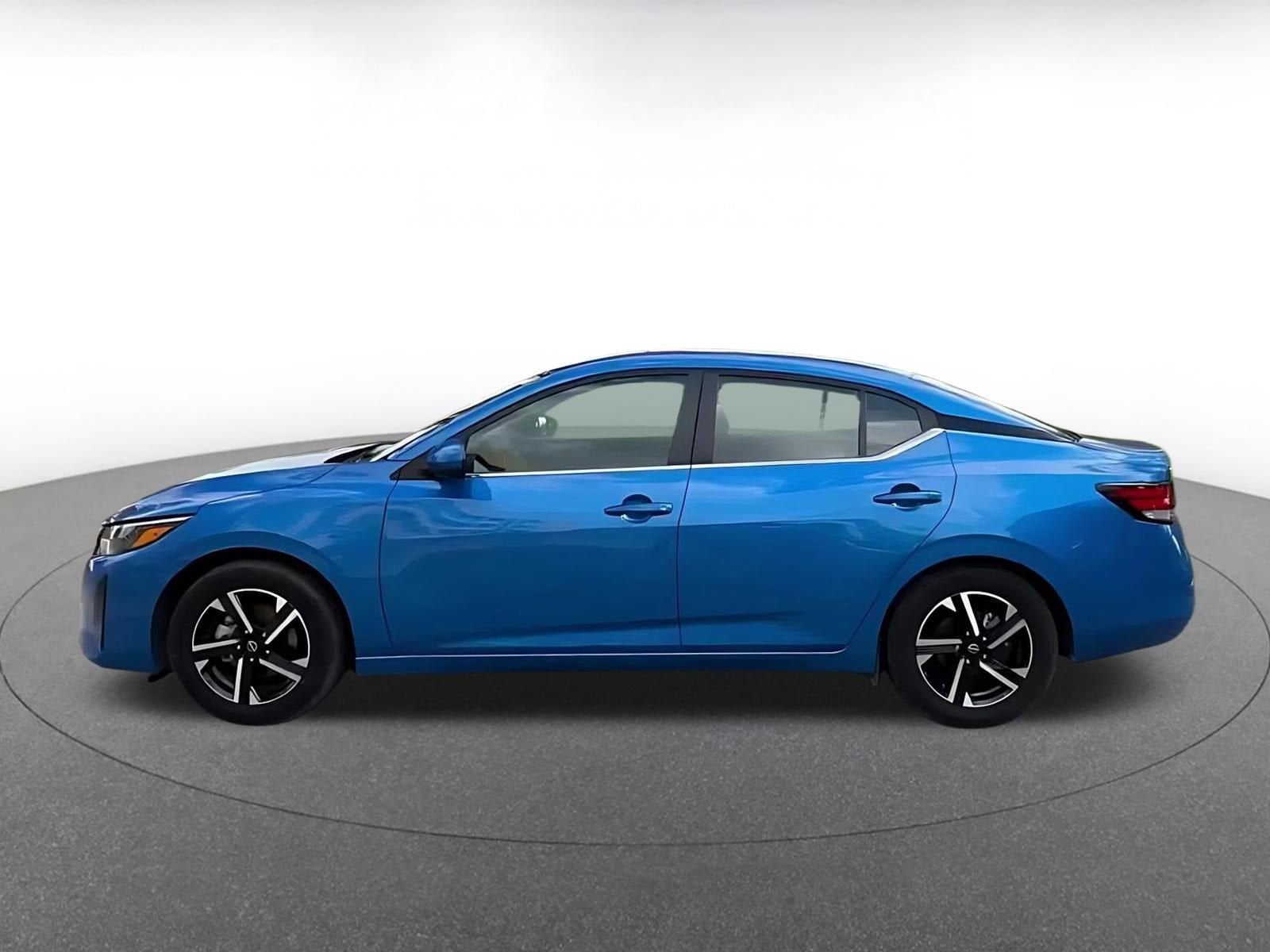 Thumbnail: 2025 Nissan Sentra - 8
