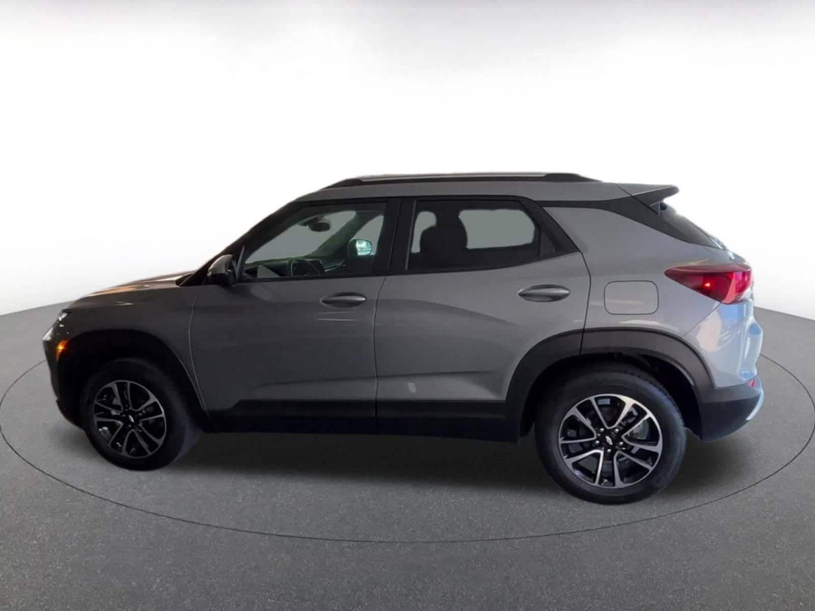 Thumbnail: 2025 Chevrolet TrailBlazer - 8