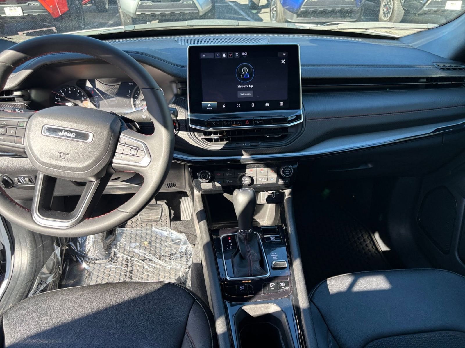 Thumbnail: 2025 Jeep Compass - 27