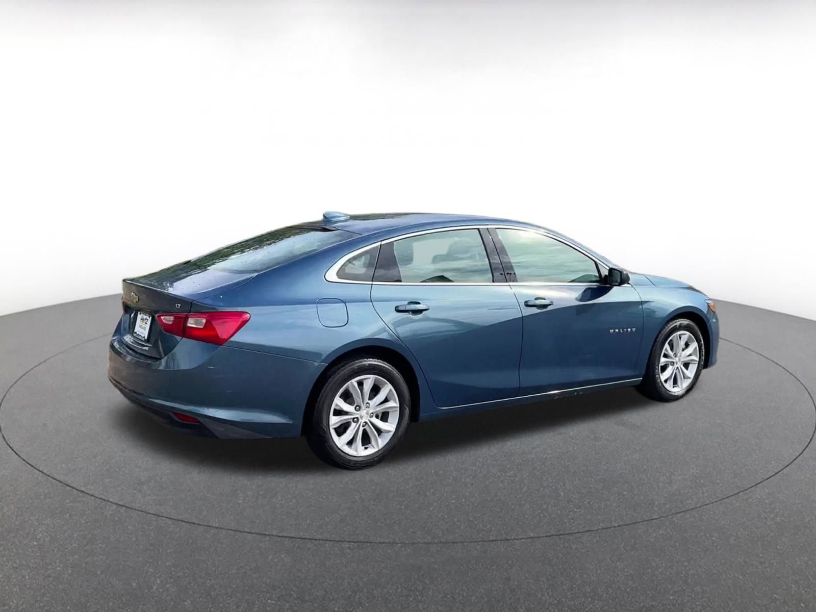 Thumbnail: 2024 Chevrolet Malibu - 15